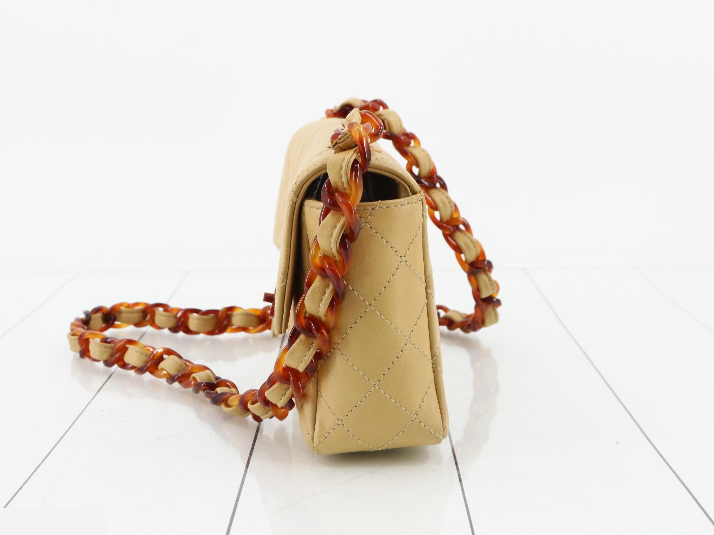 Matelassé (bag) - Chain Shoulder Bag - Unit No. 4 — view 3