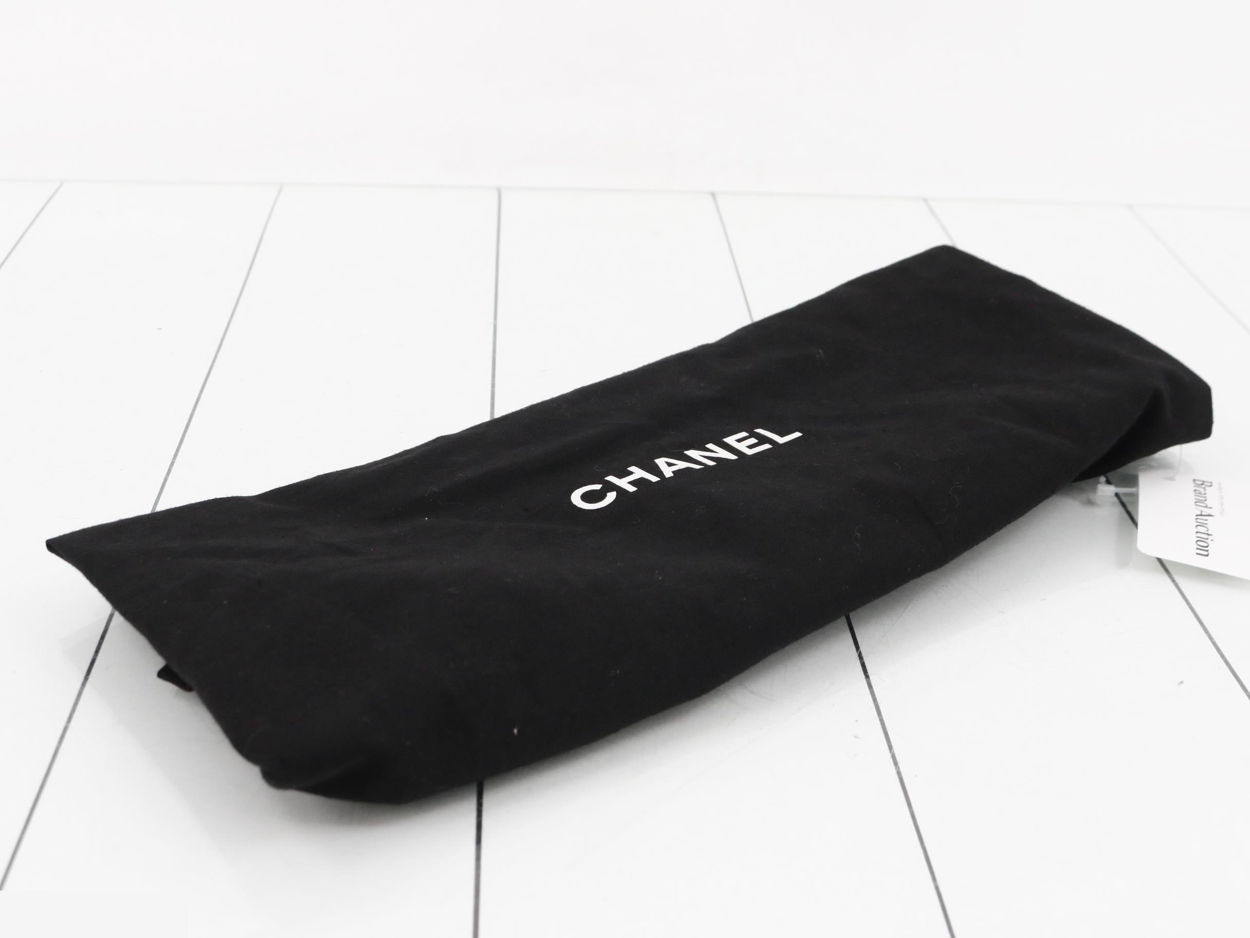 Matelassé (bag) - Chain Shoulder Bag - Unit No. 4 — view 7