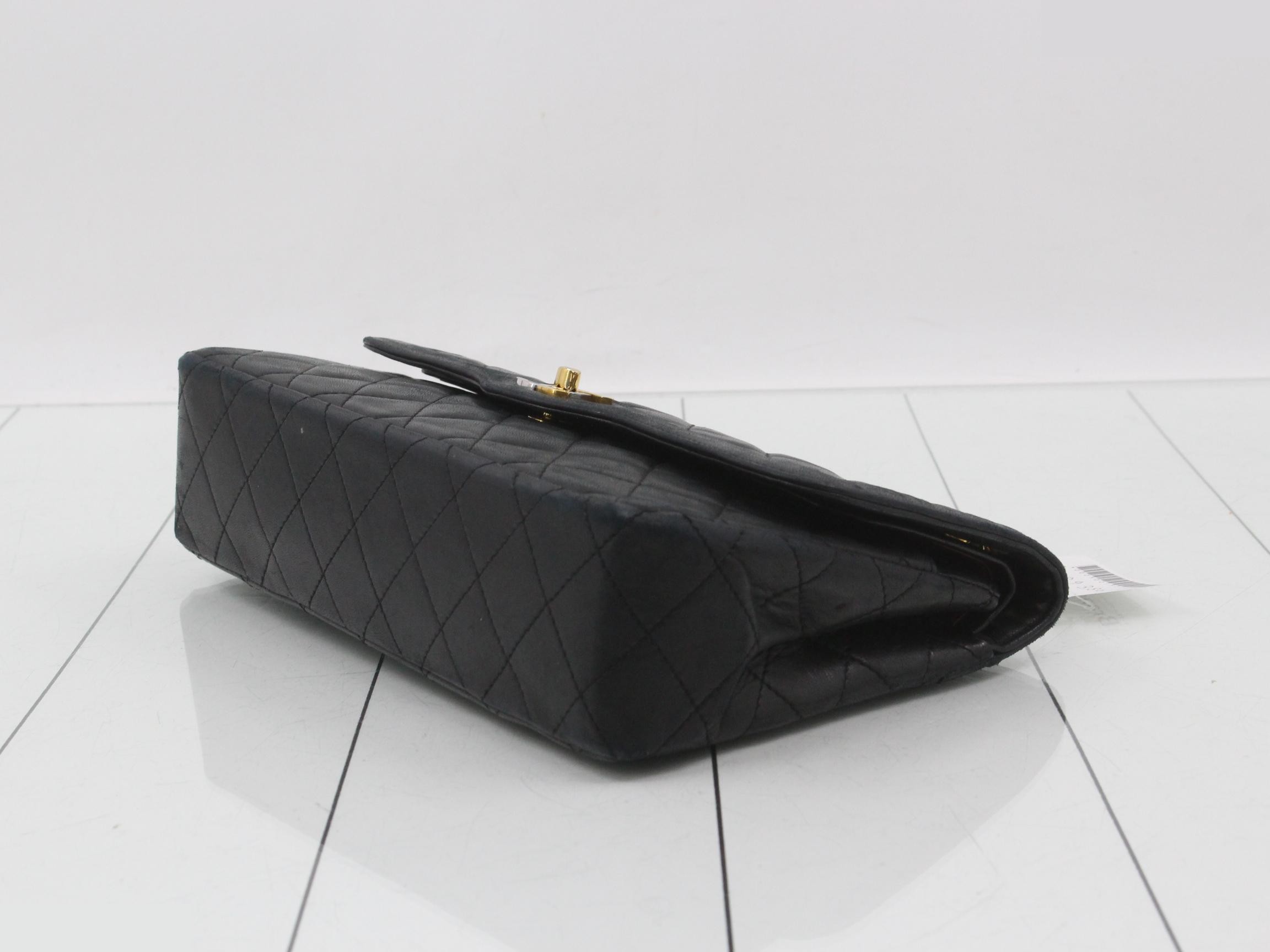 Chain shoulder bag, Matelassé, with sticker, item number 2. — view 6