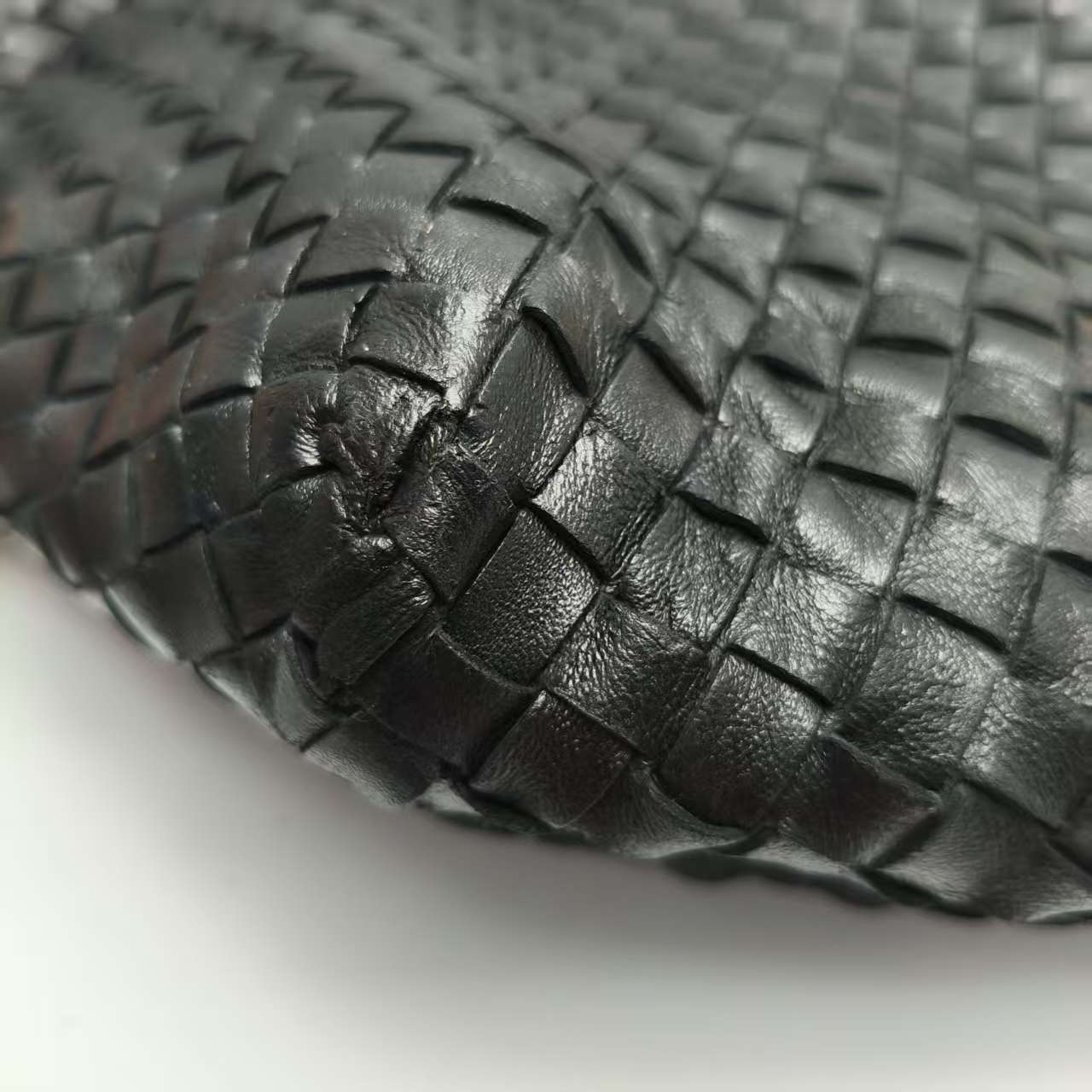 【*Shipped from: China*】BOTTEGA VENETA Leather Handbag — view 14