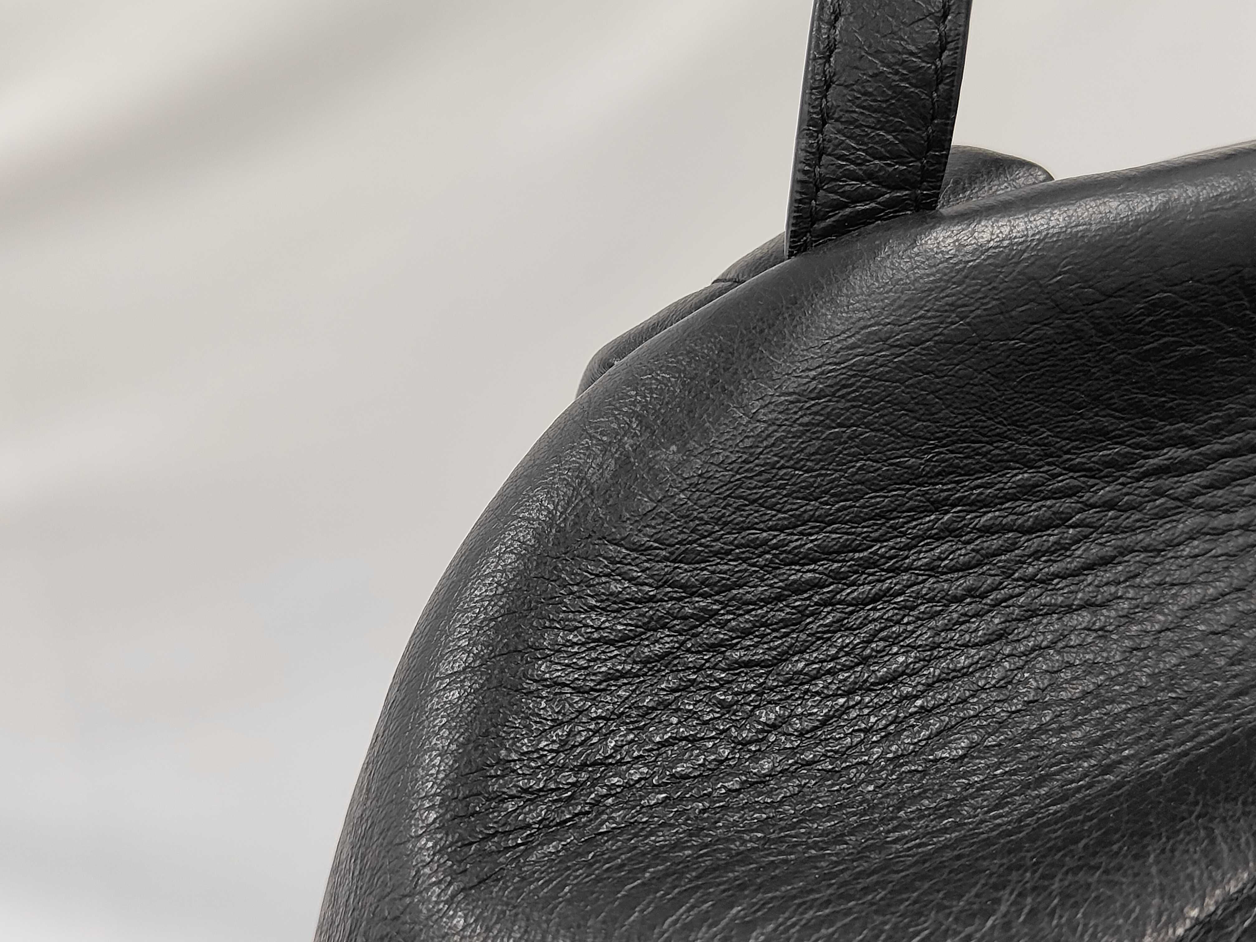 Everyday Leather Backpack/Rucksack, Black, 552374. Accessories: Dust bag. — view 7