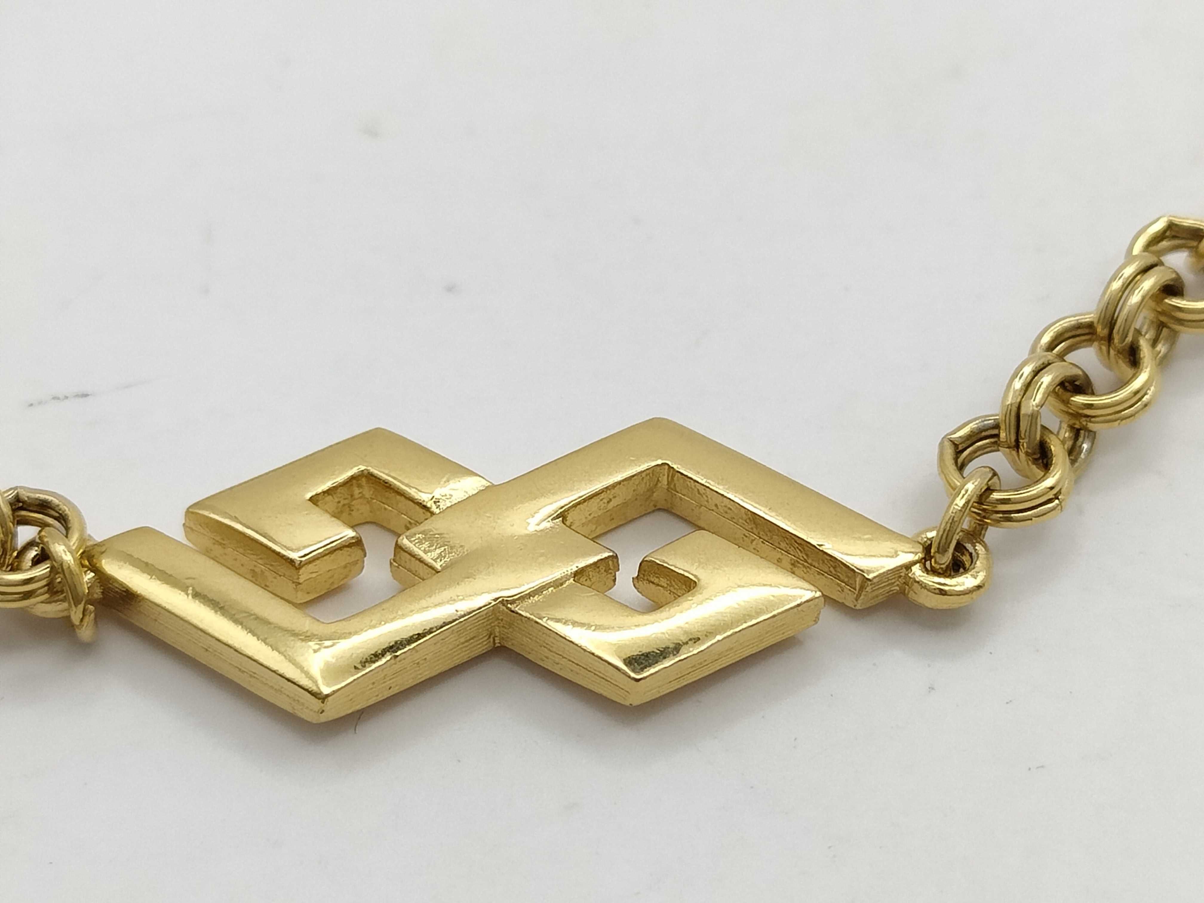 Necklace — view 2
