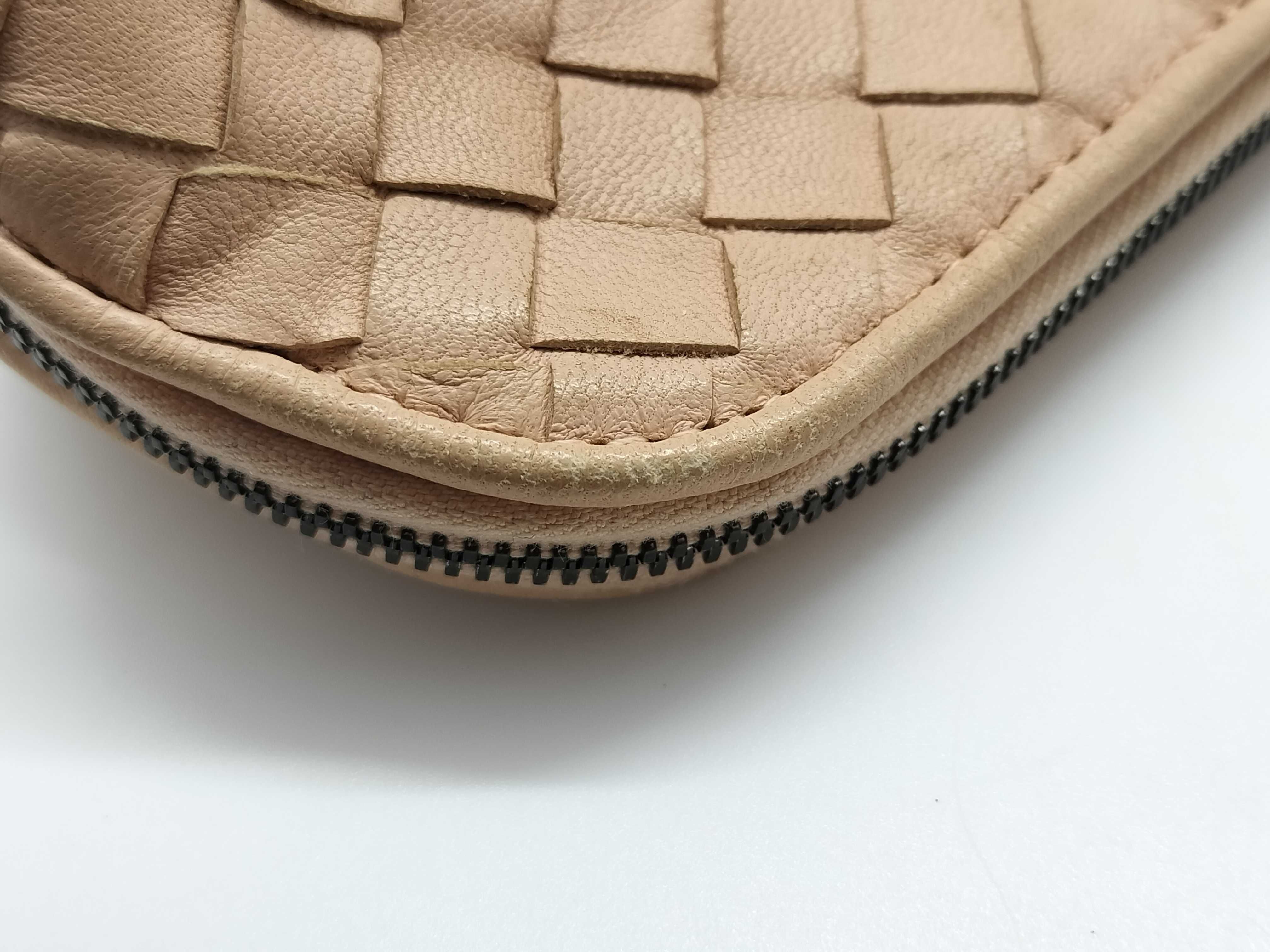 Intrecciato Pouch — view 11