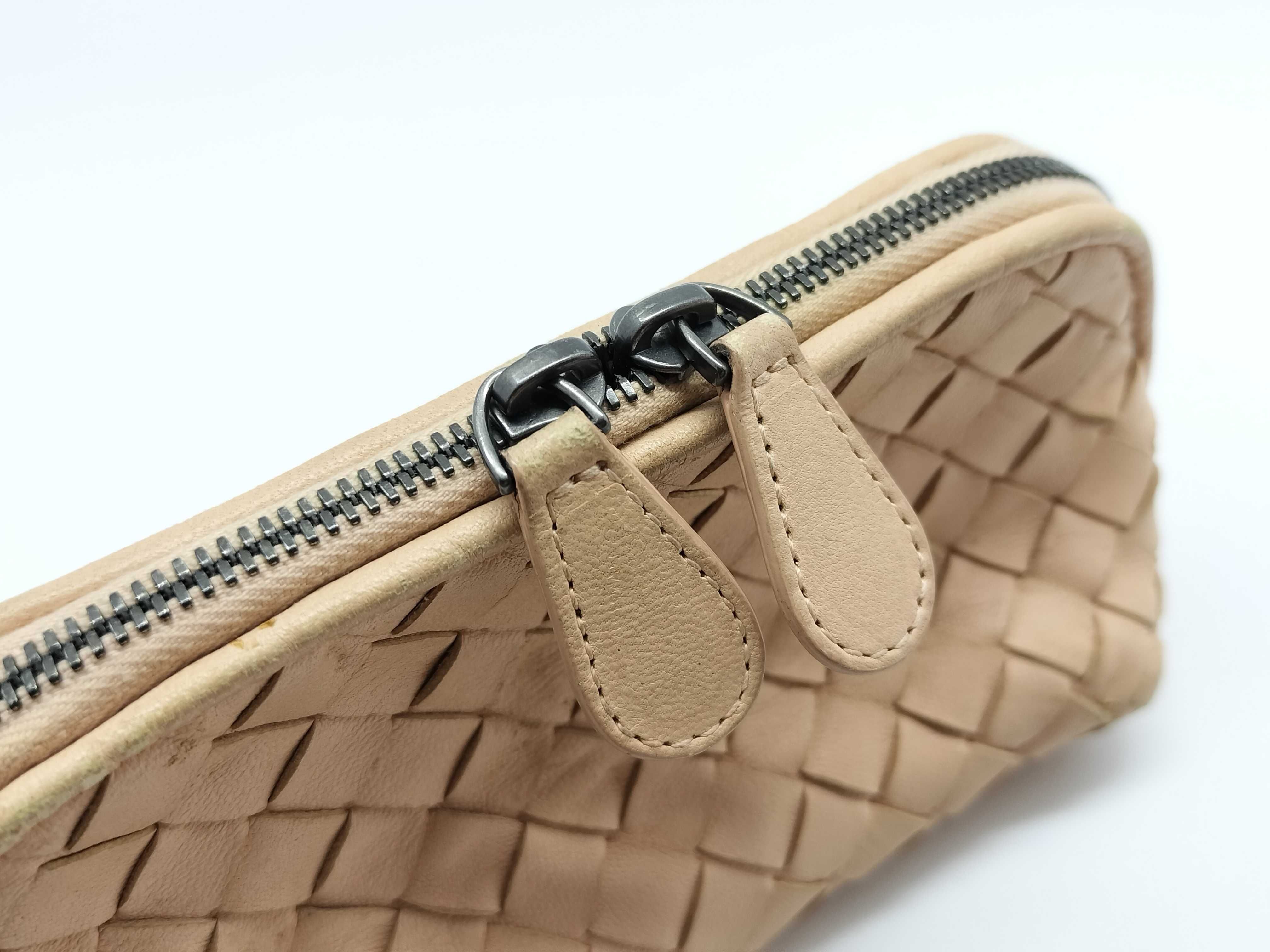 Intrecciato Pouch — view 5