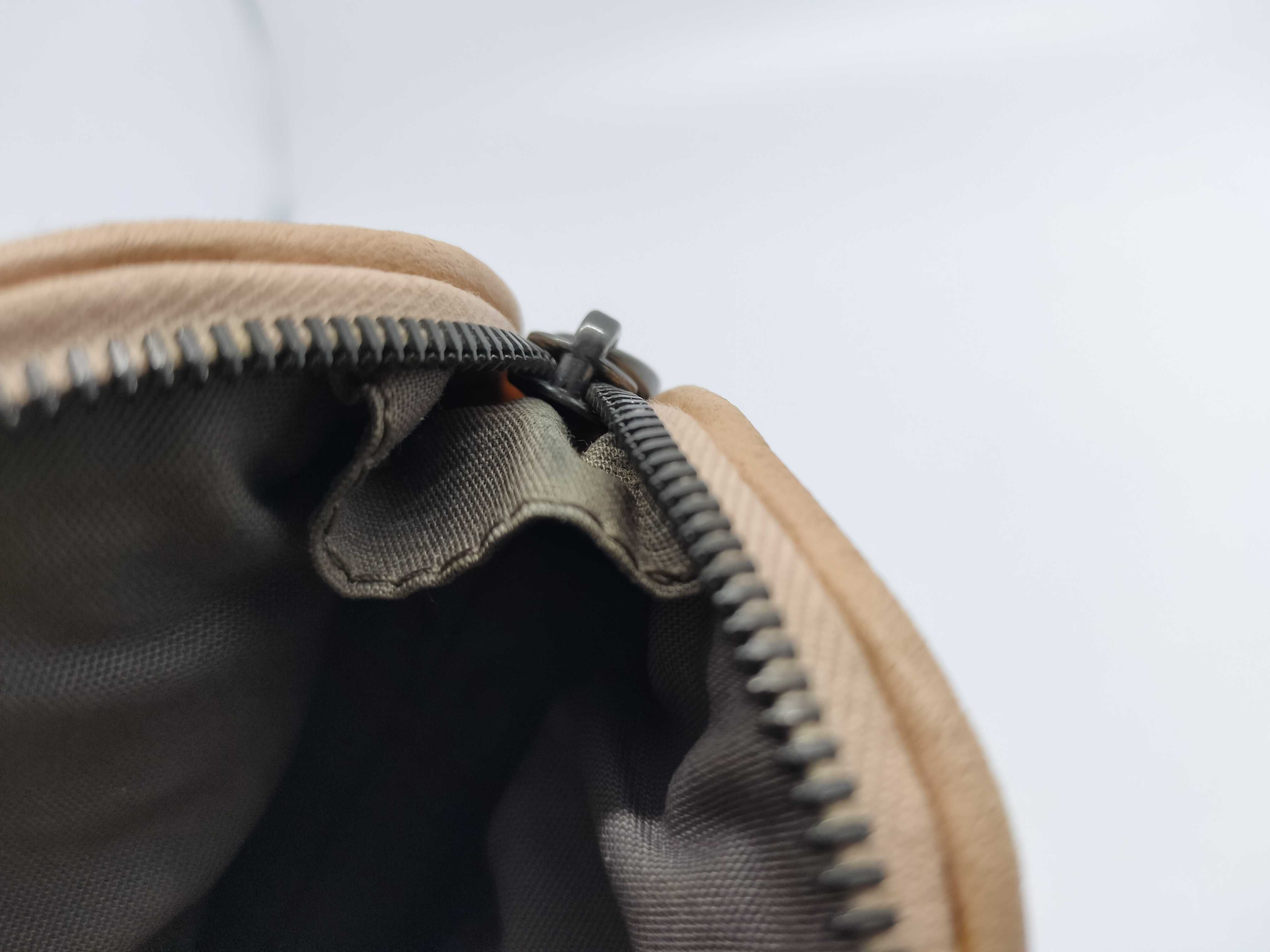 Intrecciato Pouch — view 10