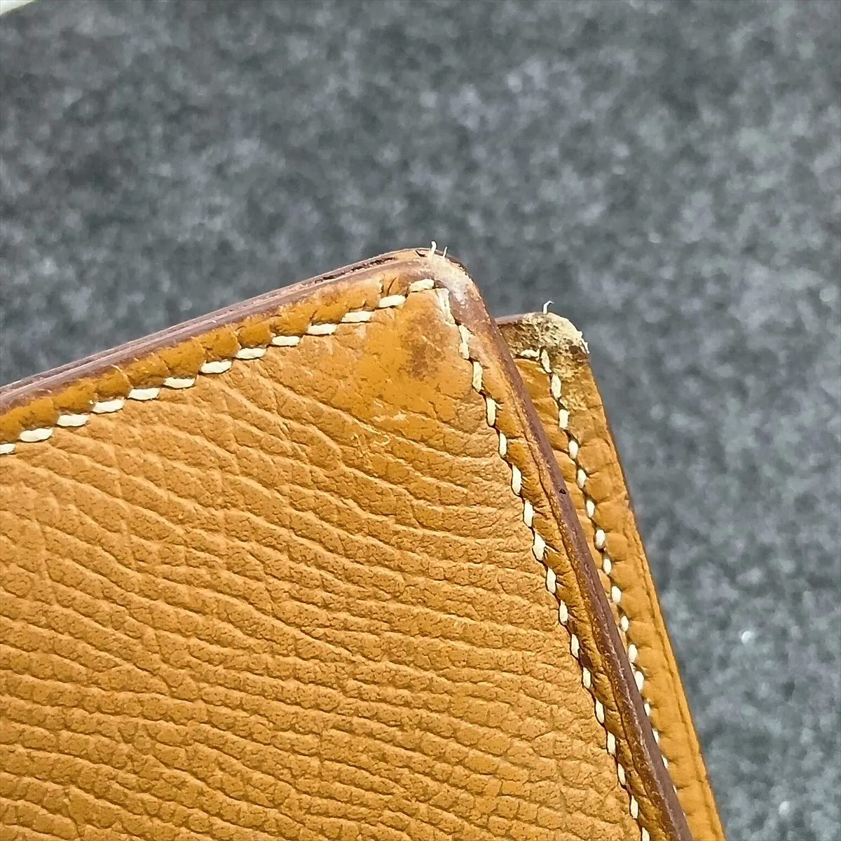 Bearn Soufflé Veau Epsom Long Wallet Gold Silver Hardware X: 2016 — view 12