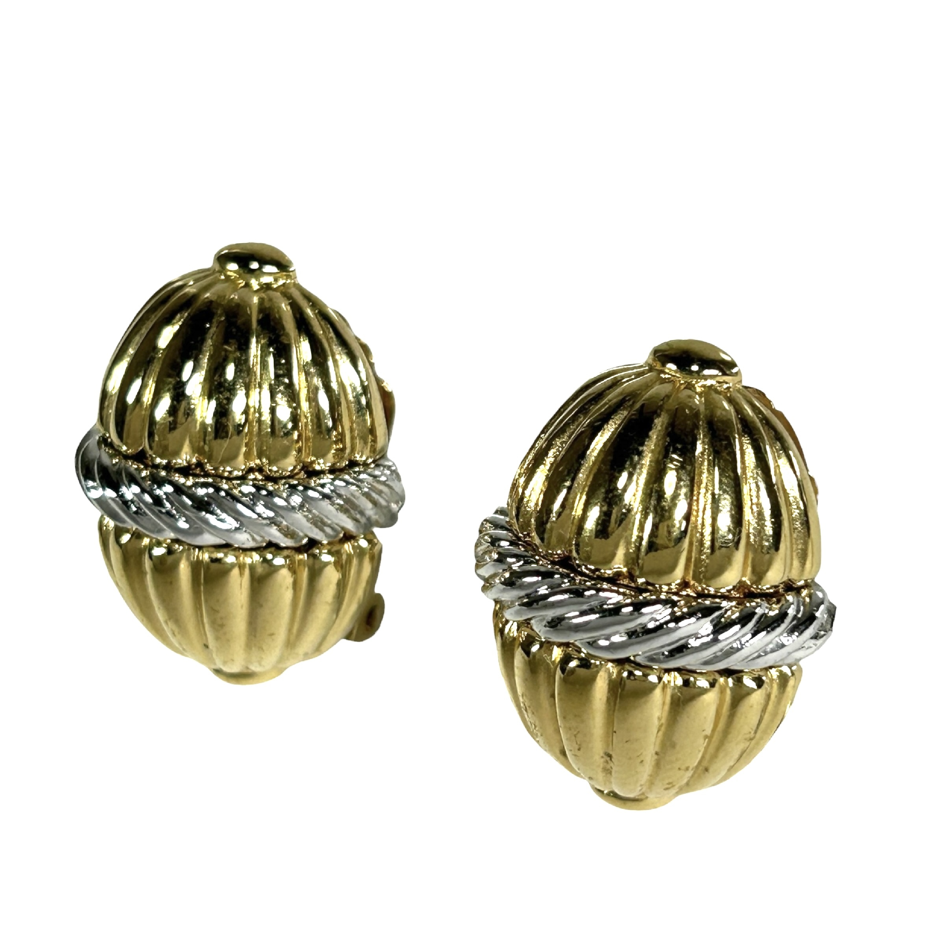 Vintage Shell Earrings, Gold Tone, 2cm Wide, Metal Material — view 2