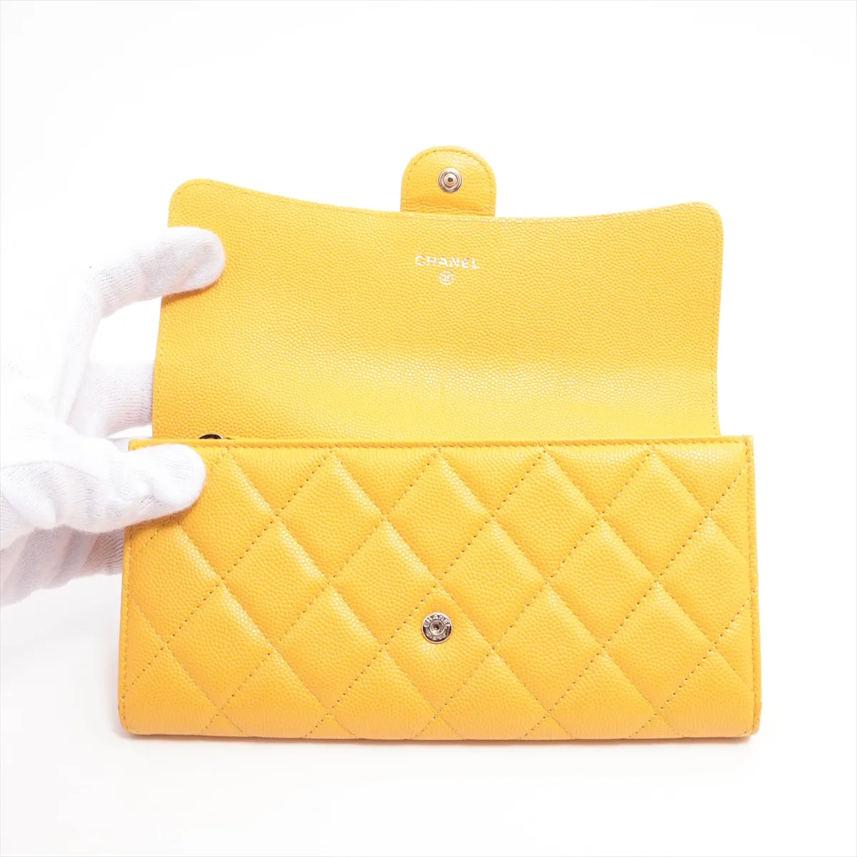Matelassé Caviar Skin Long Wallet, Yellow Leather, Gold Hardware, 26806247 — view 3