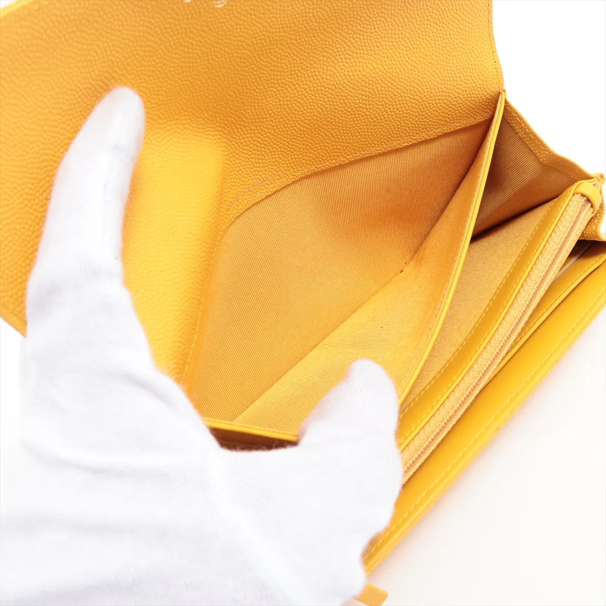 Matelassé Caviar Skin Long Wallet, Yellow Leather, Gold Hardware, 26806247 — view 4