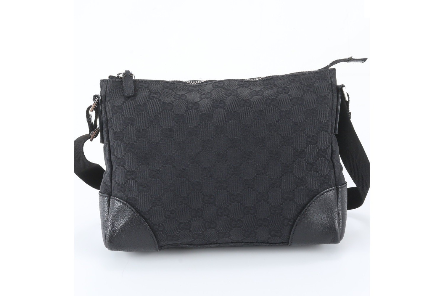 GG Canvas 114273 Leather Shoulder Bag — view 3