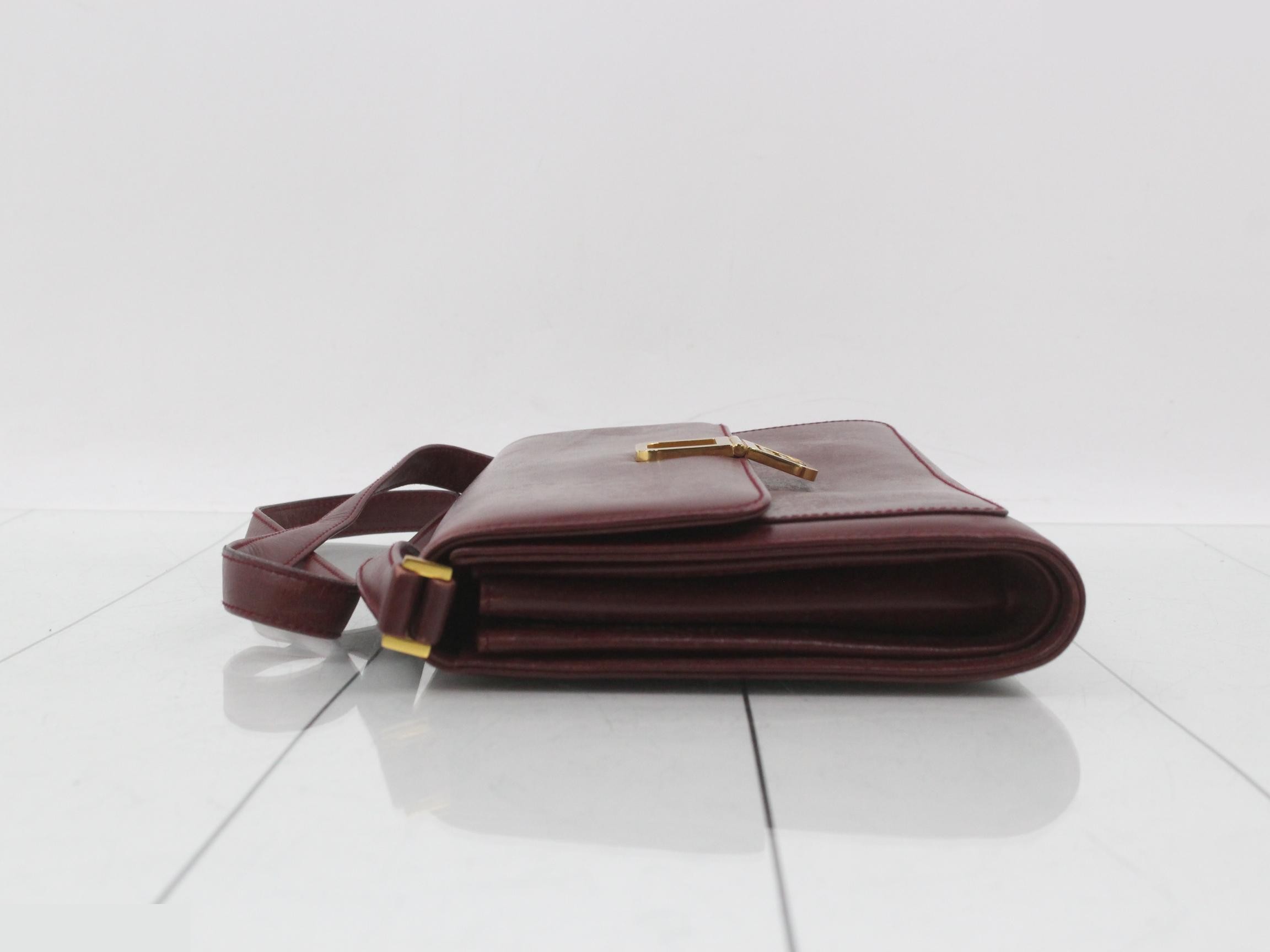 Interlocking G Shoulder Bag — view 4