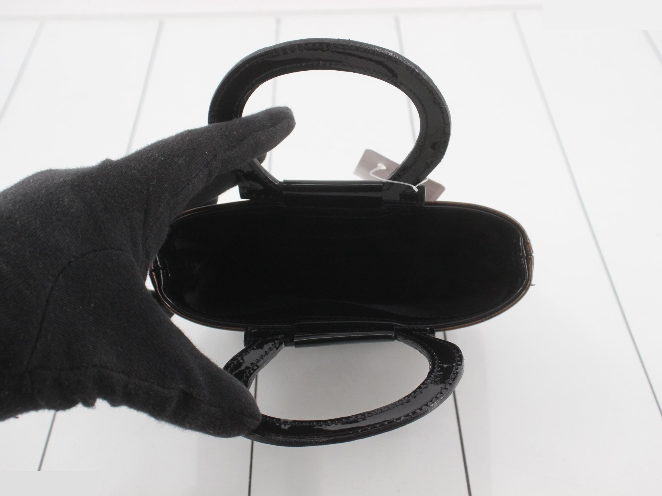 handbag — view 4