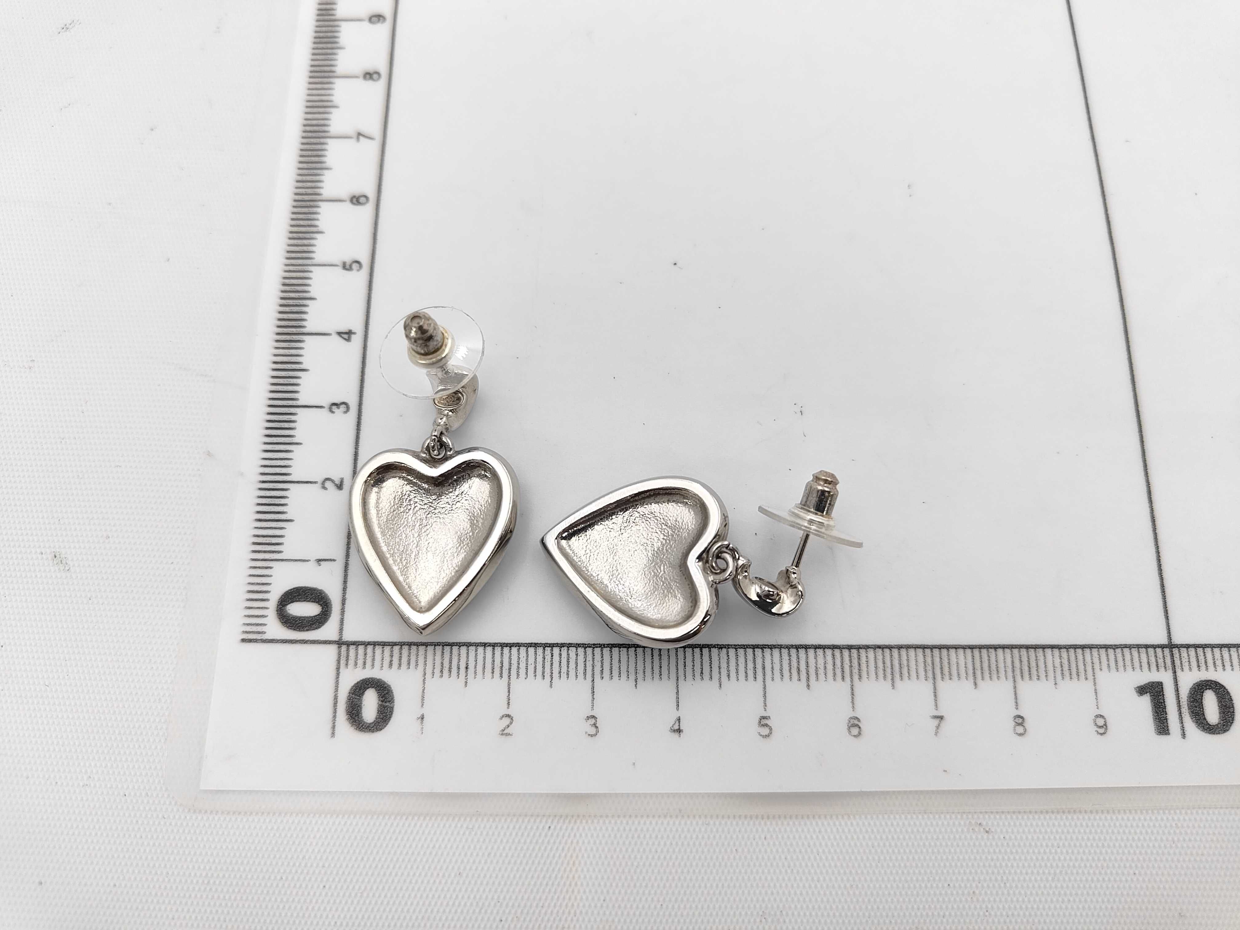 C24K Heart Earrings — view 6