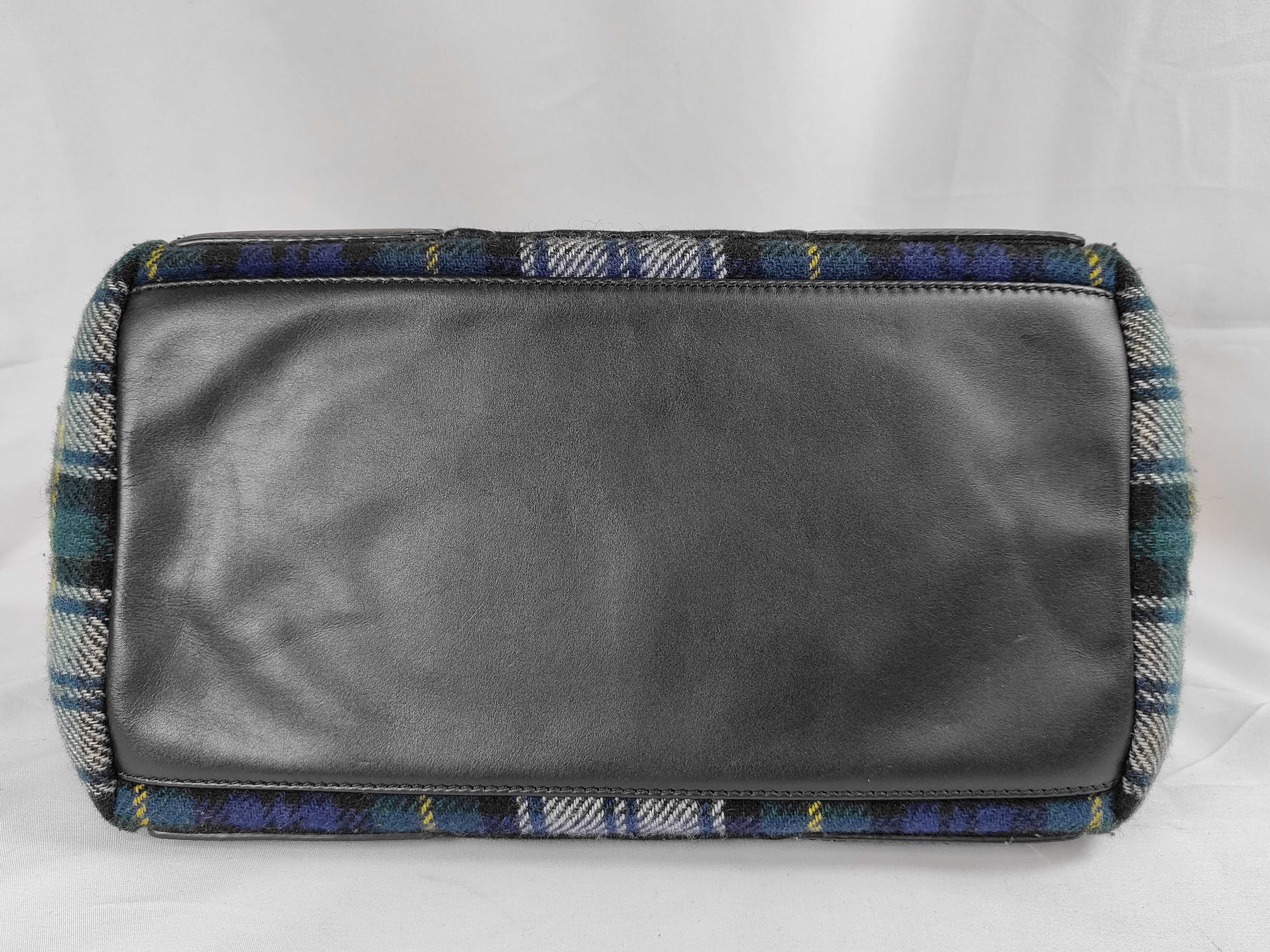 Tartan Check Navy Cabas Tote Bag — view 7