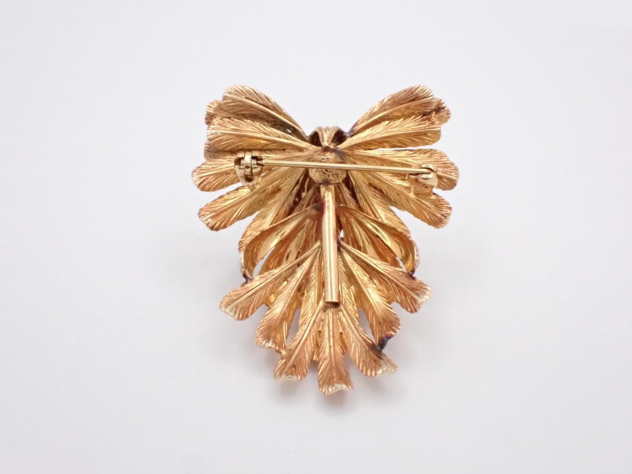 Brooch, GP, White, Feather — view 2