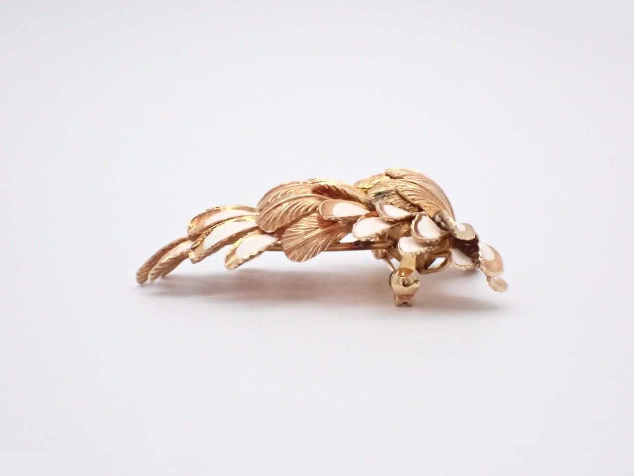 Brooch, GP, White, Feather — view 3
