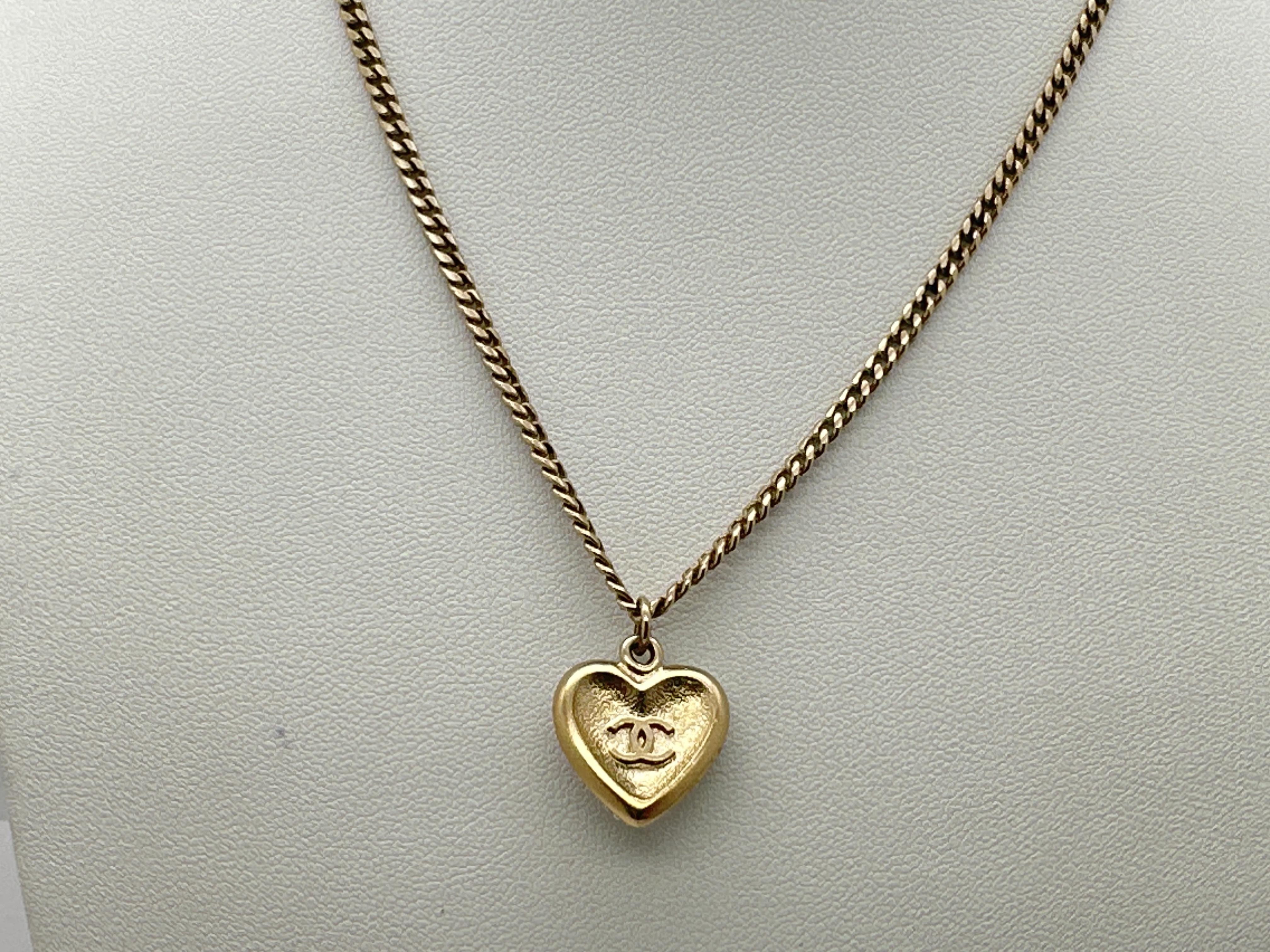 Coco Mark Rhinestone Heart Faux Pearl Necklace F22B — view 2