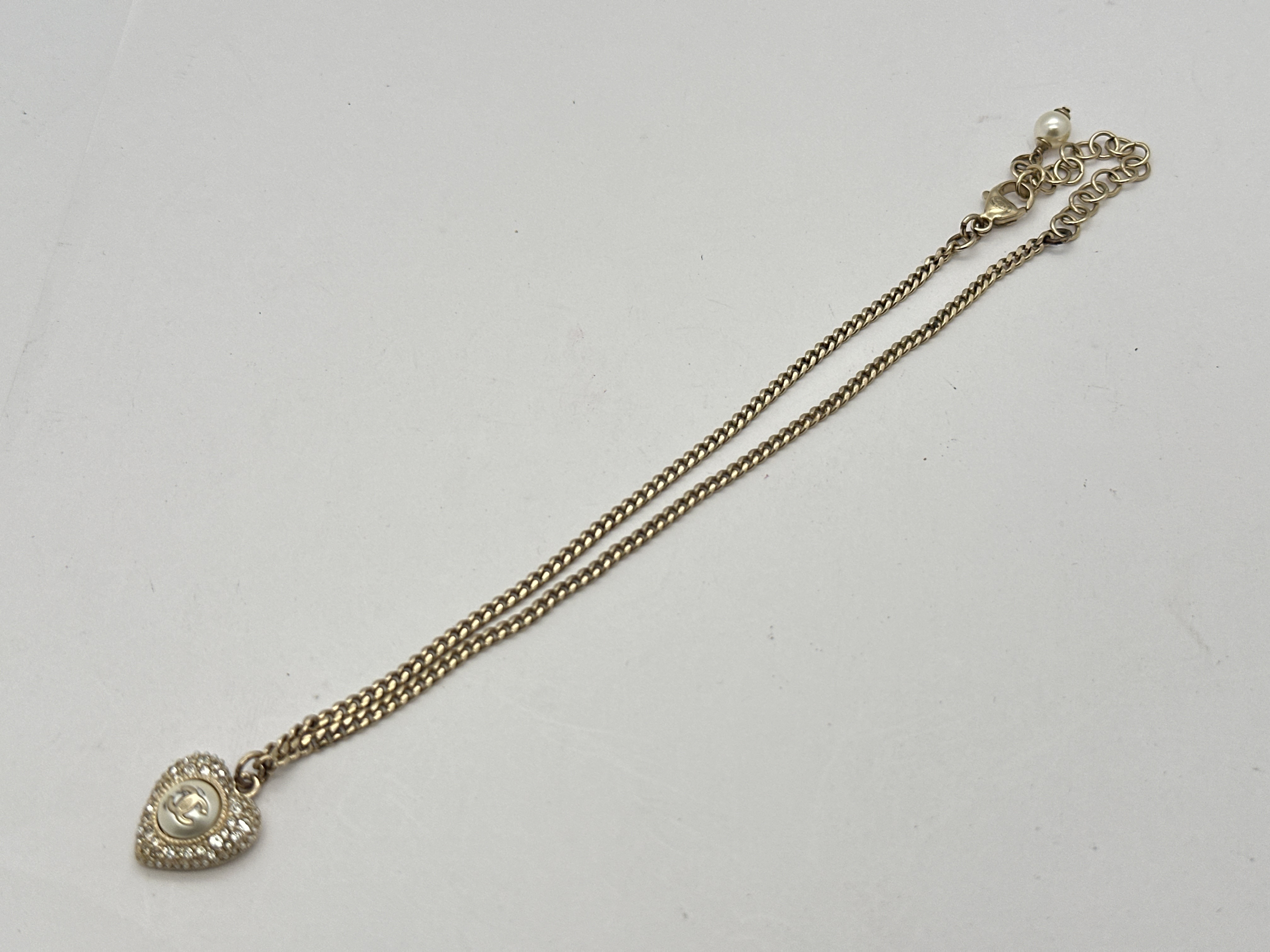 Coco Mark Rhinestone Heart Faux Pearl Necklace F22B — view 3