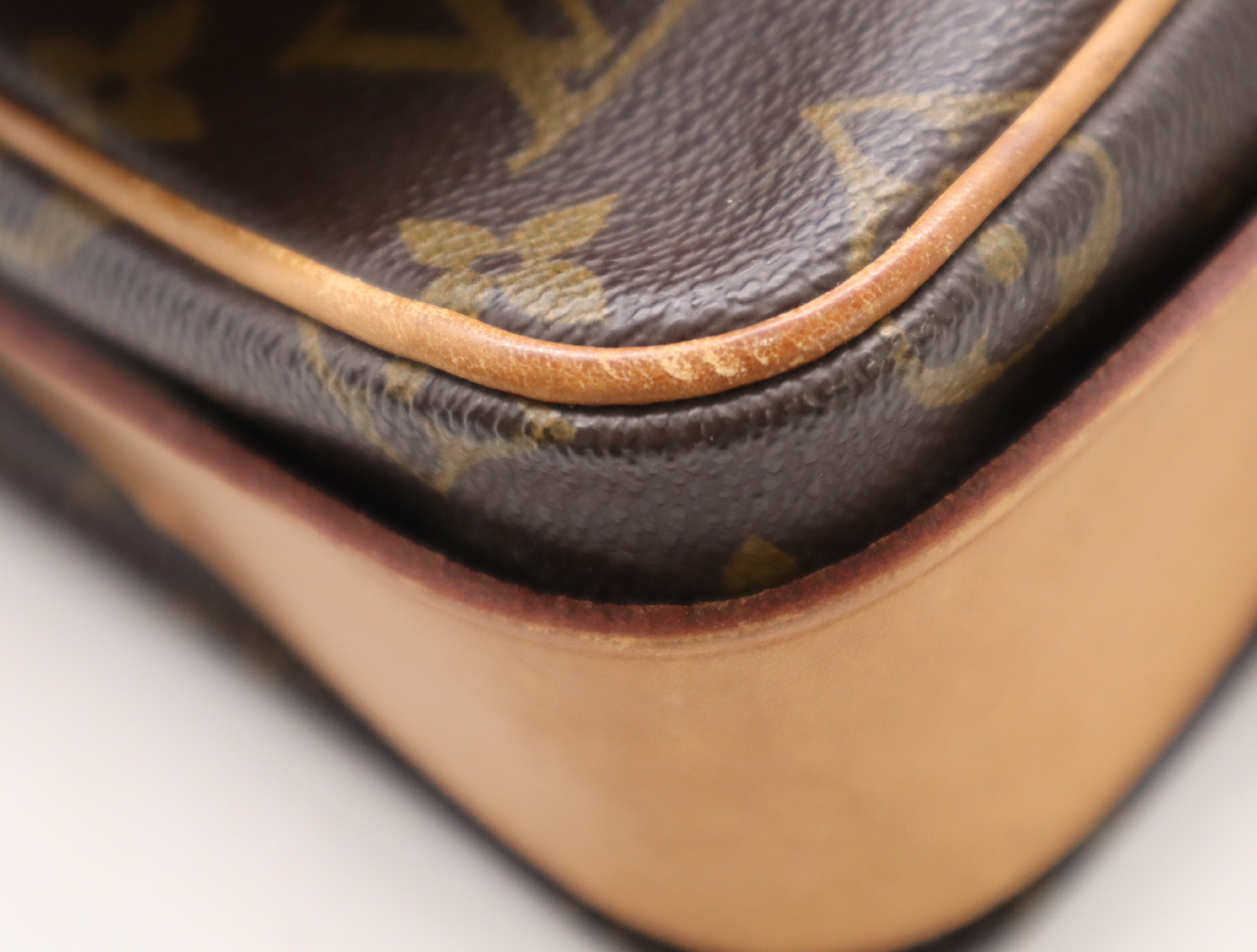 M51253 Monogram Cartesier MM Shoulder Bag — view 6