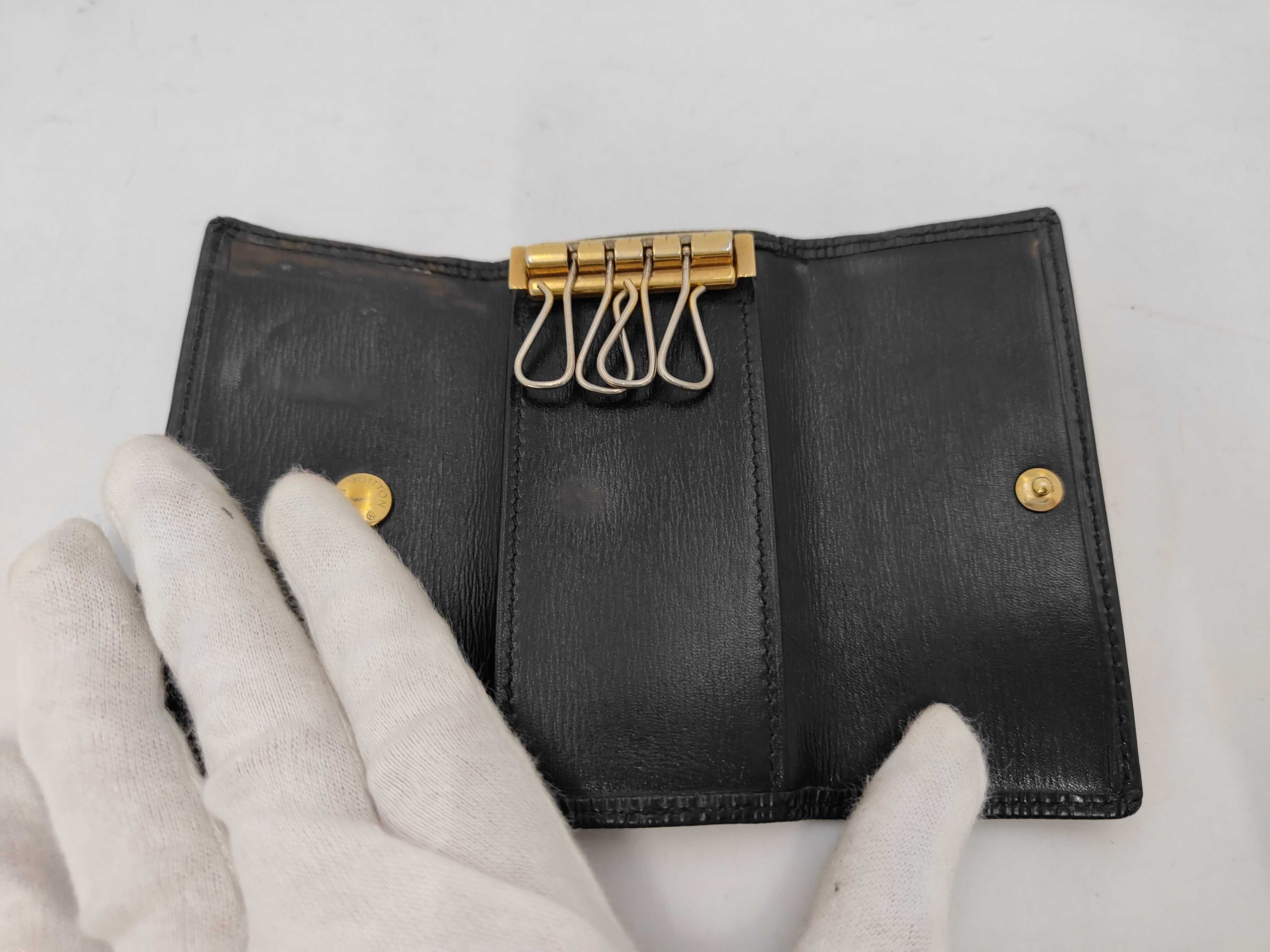 (Louis Vuitton) Other Key Cases and Keychains — view 8