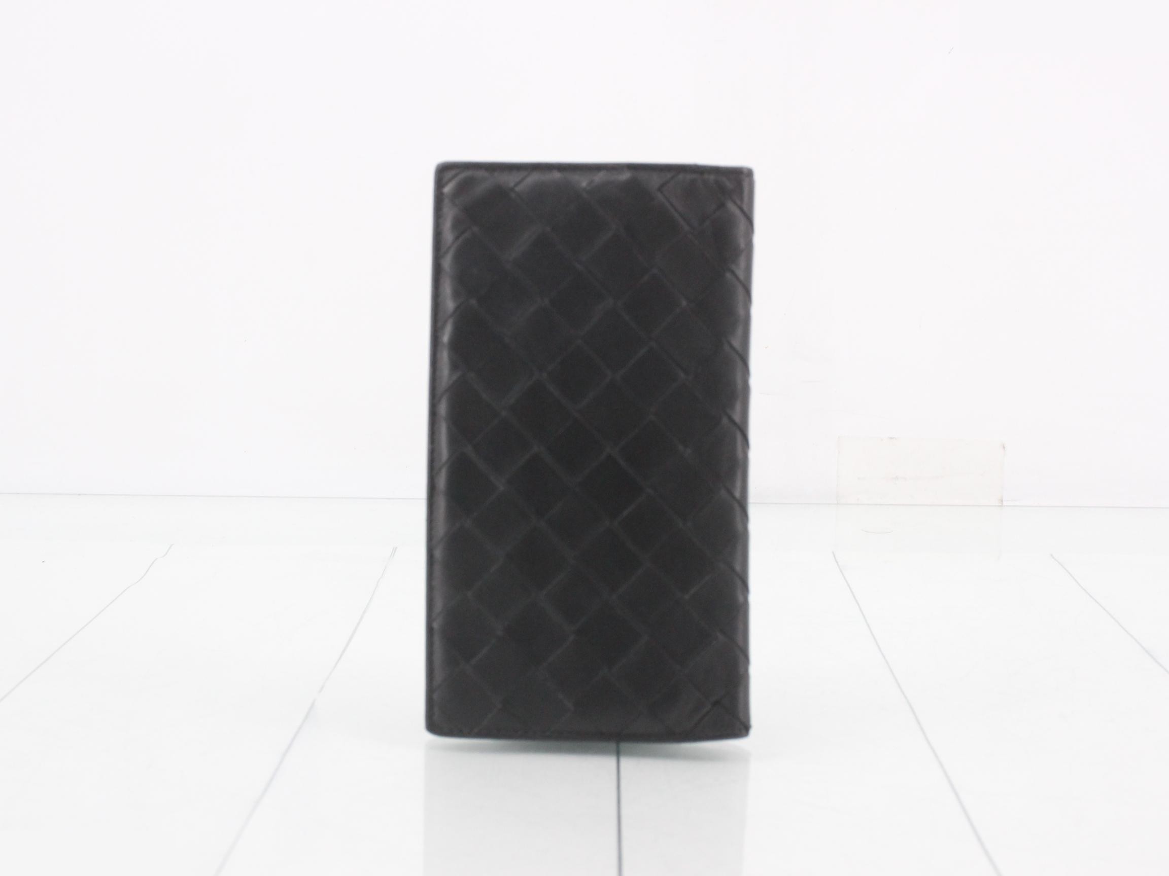 Intrecciato (bags) and wallets — view 2