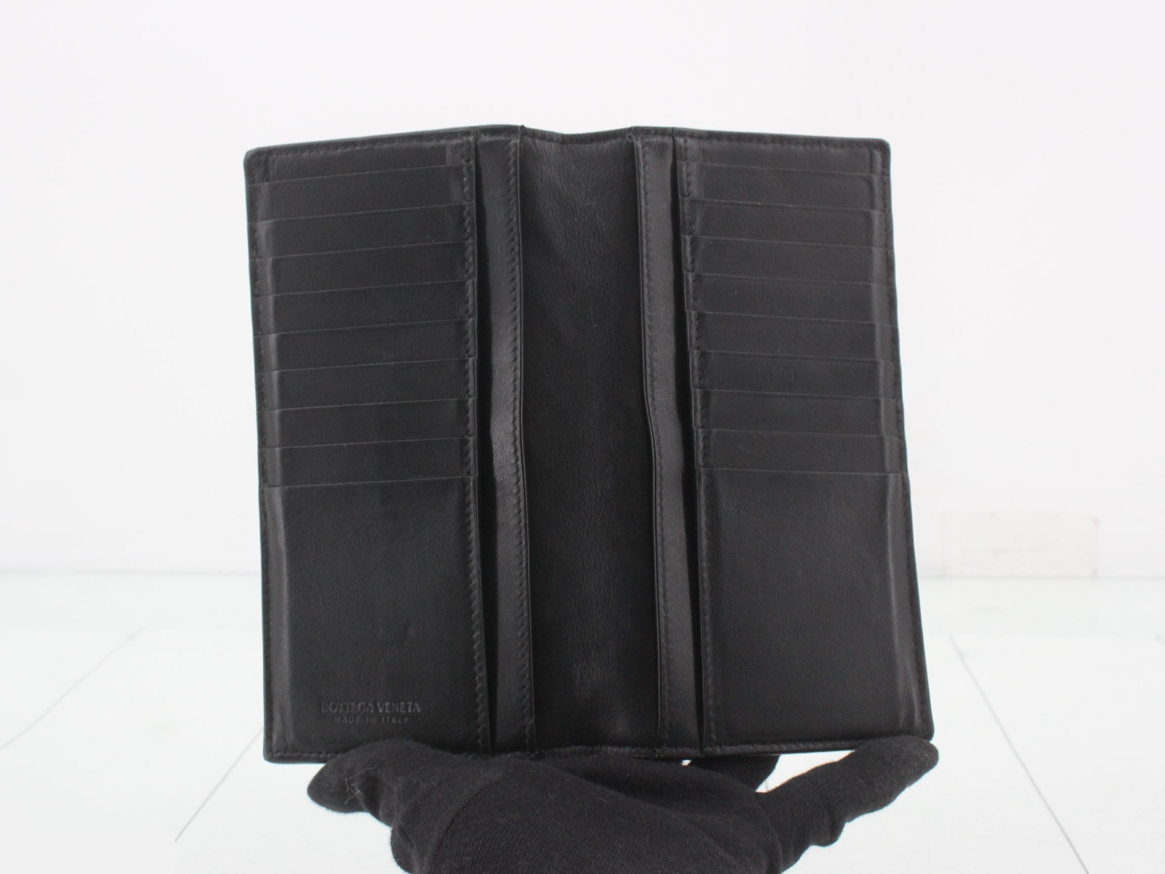 Intrecciato (bags) and wallets — view 4