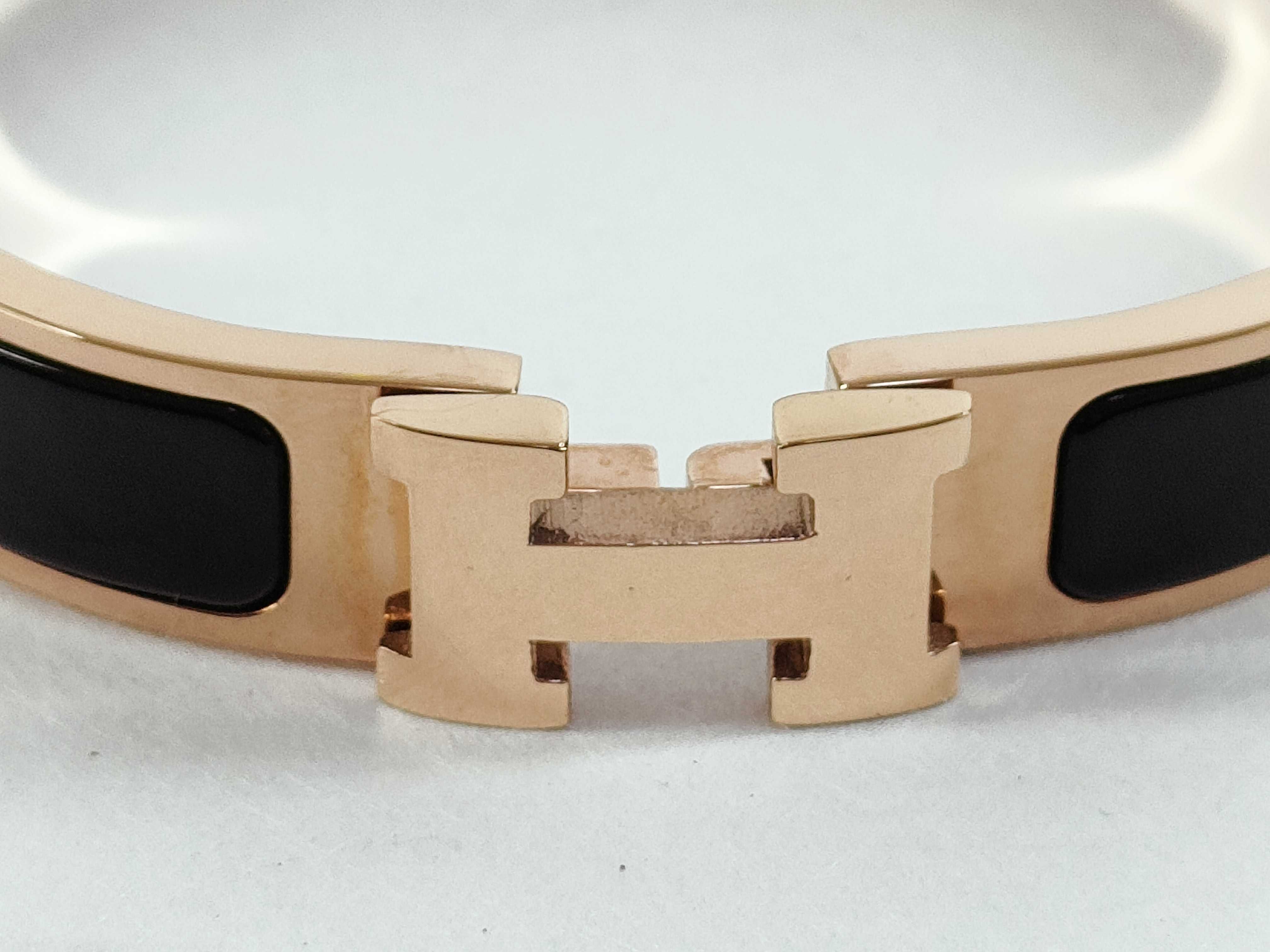 Click H Bangle Black*Gold Bracelet/Bangle — view 3