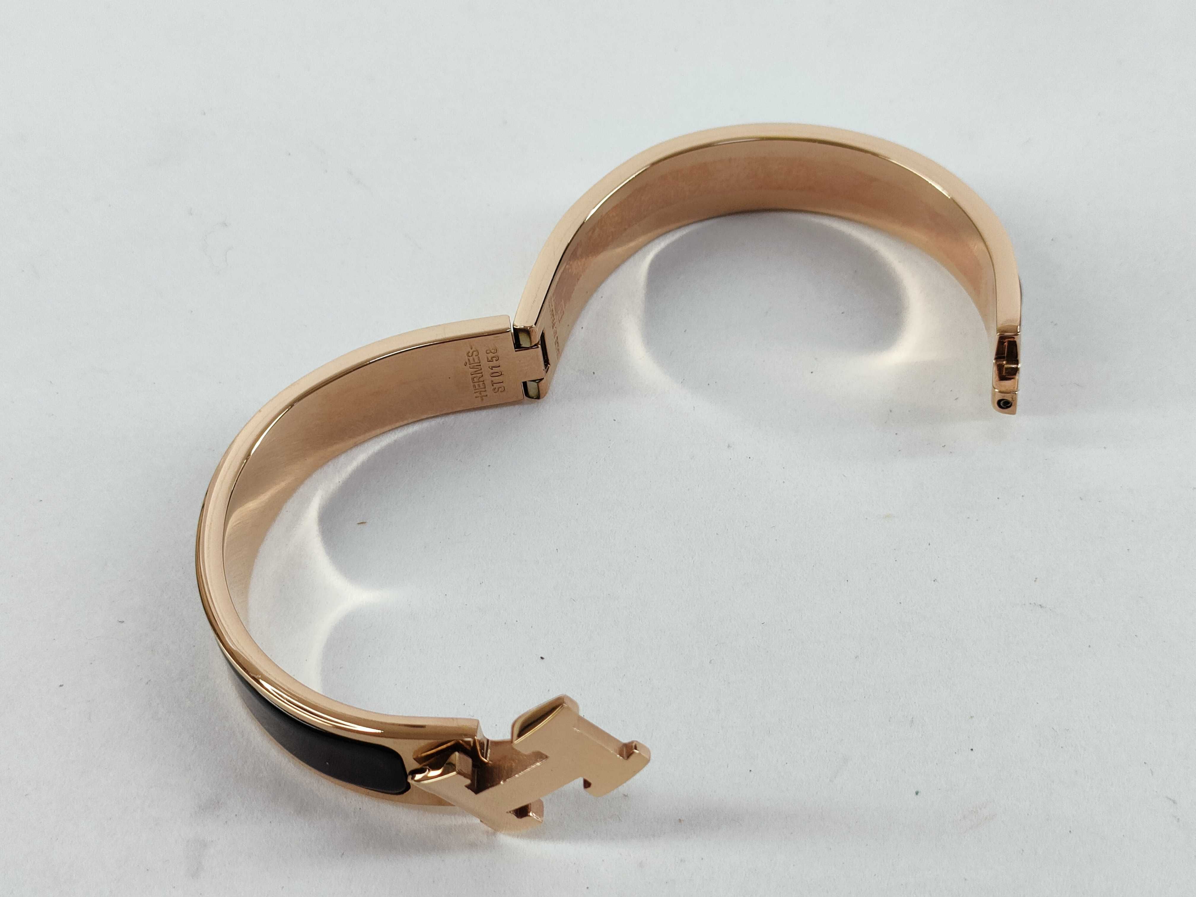 Click H Bangle Black*Gold Bracelet/Bangle — view 6