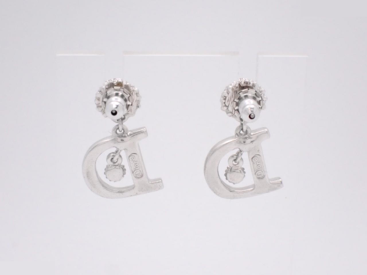 Earrings — view 2