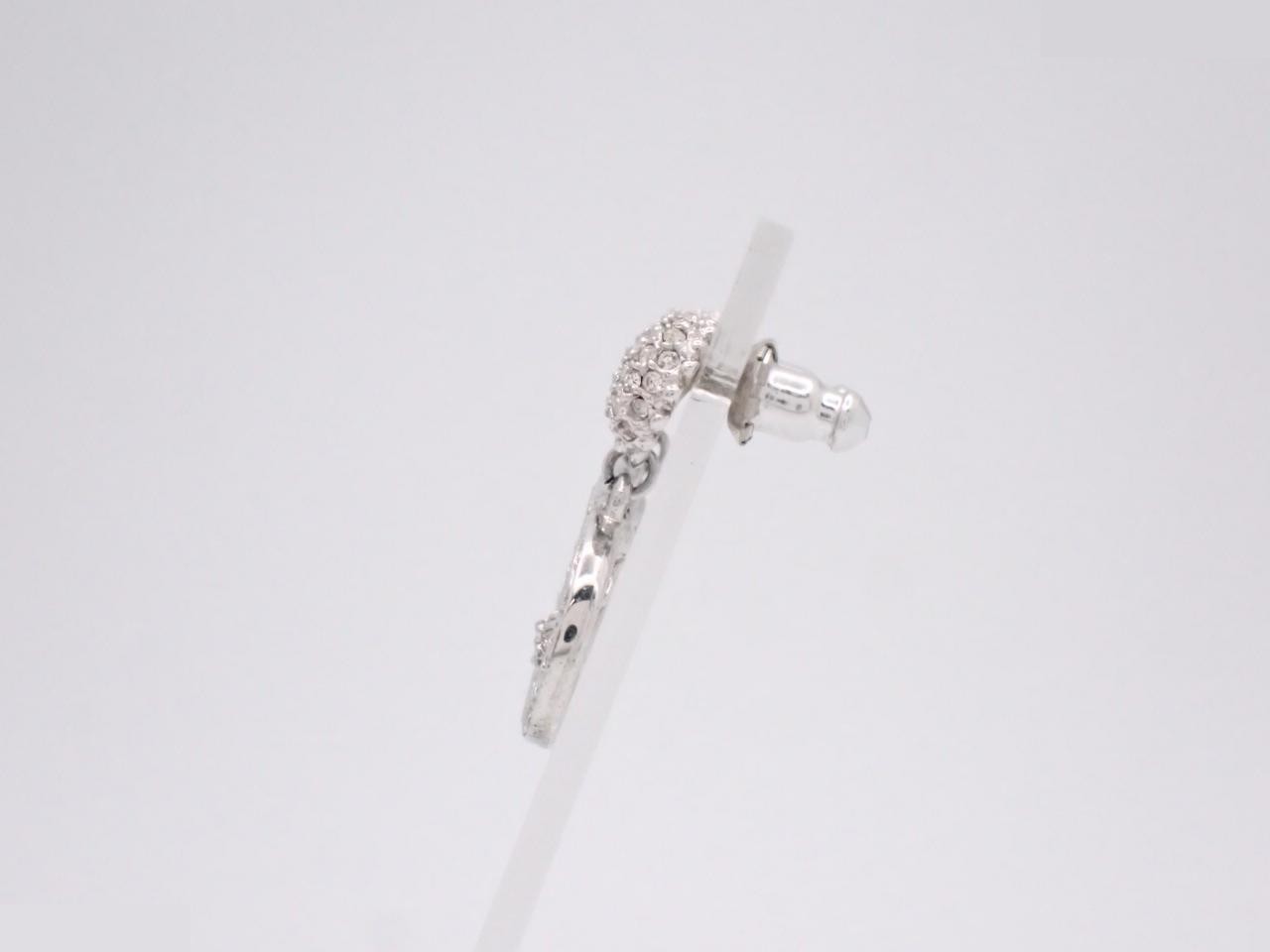 Earrings — view 3
