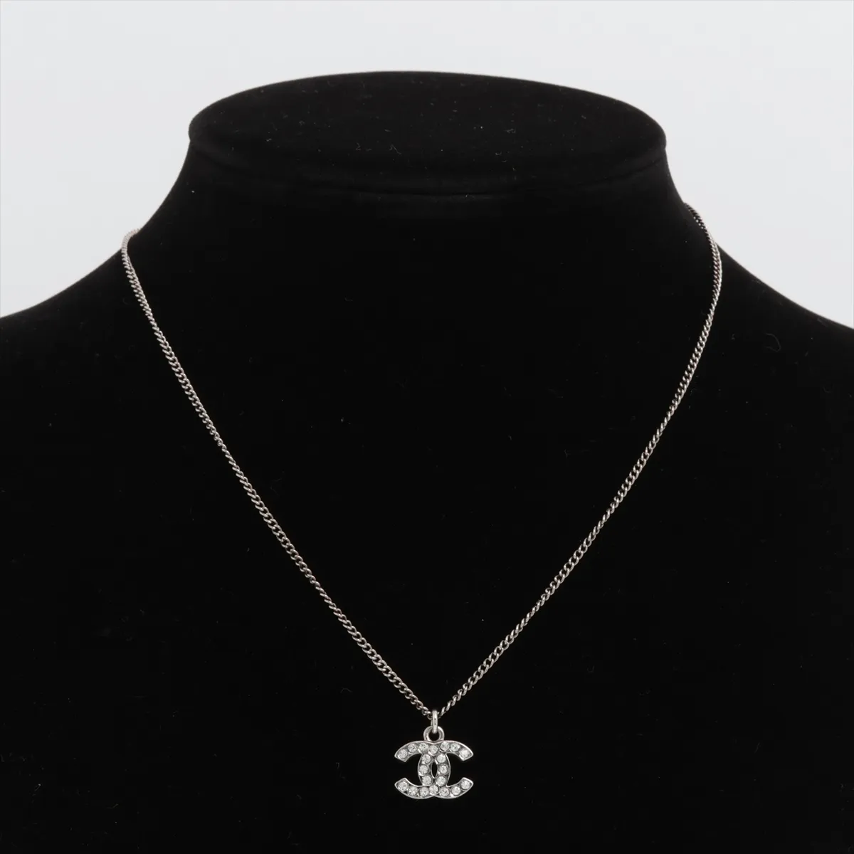 Coco Mark 10V Necklace Metal x Rhinestone Silver — view 5