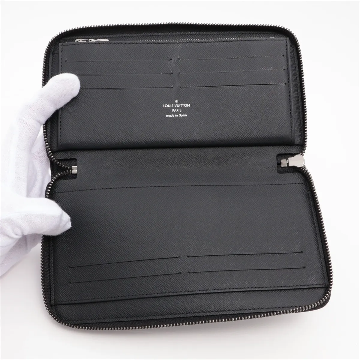 Monogram Eclipse Zippy Organizer M82081 Black Round Zip Wallet RFID Reactive — view 3