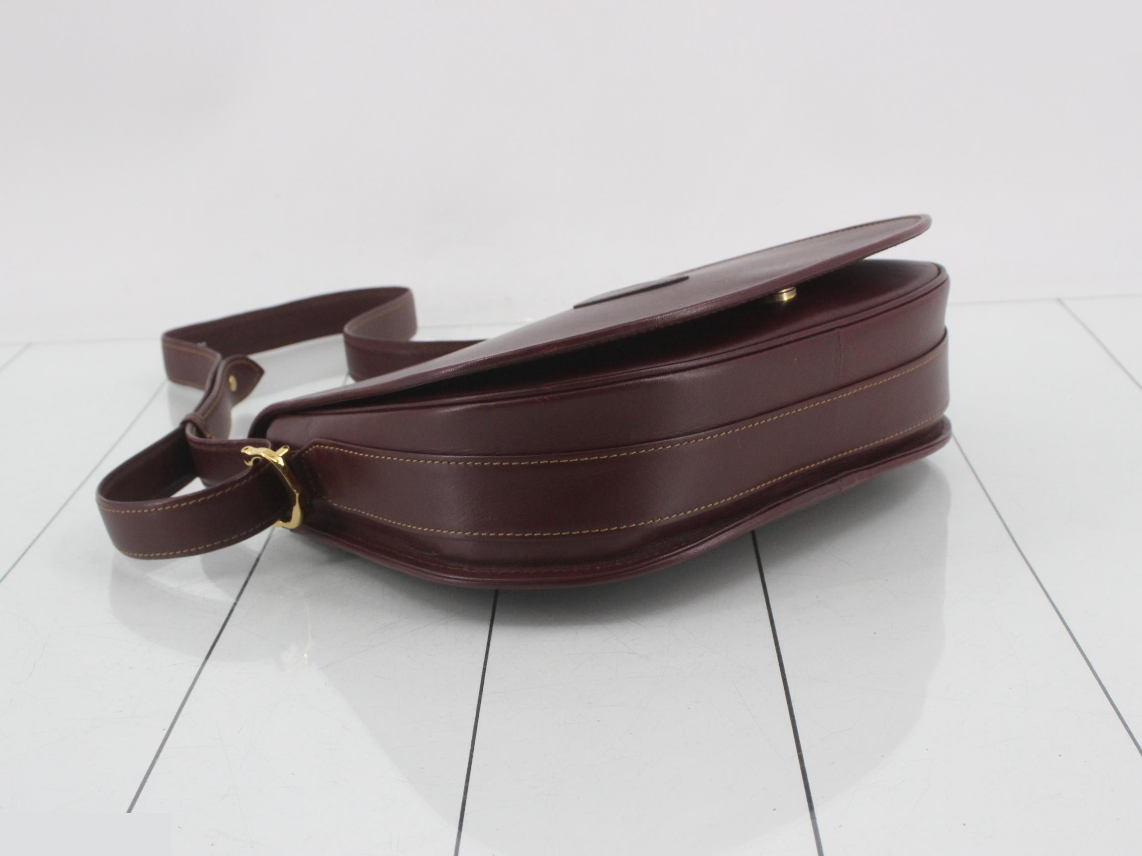 Must Line (Bag) - Shoulder Bag — view 5