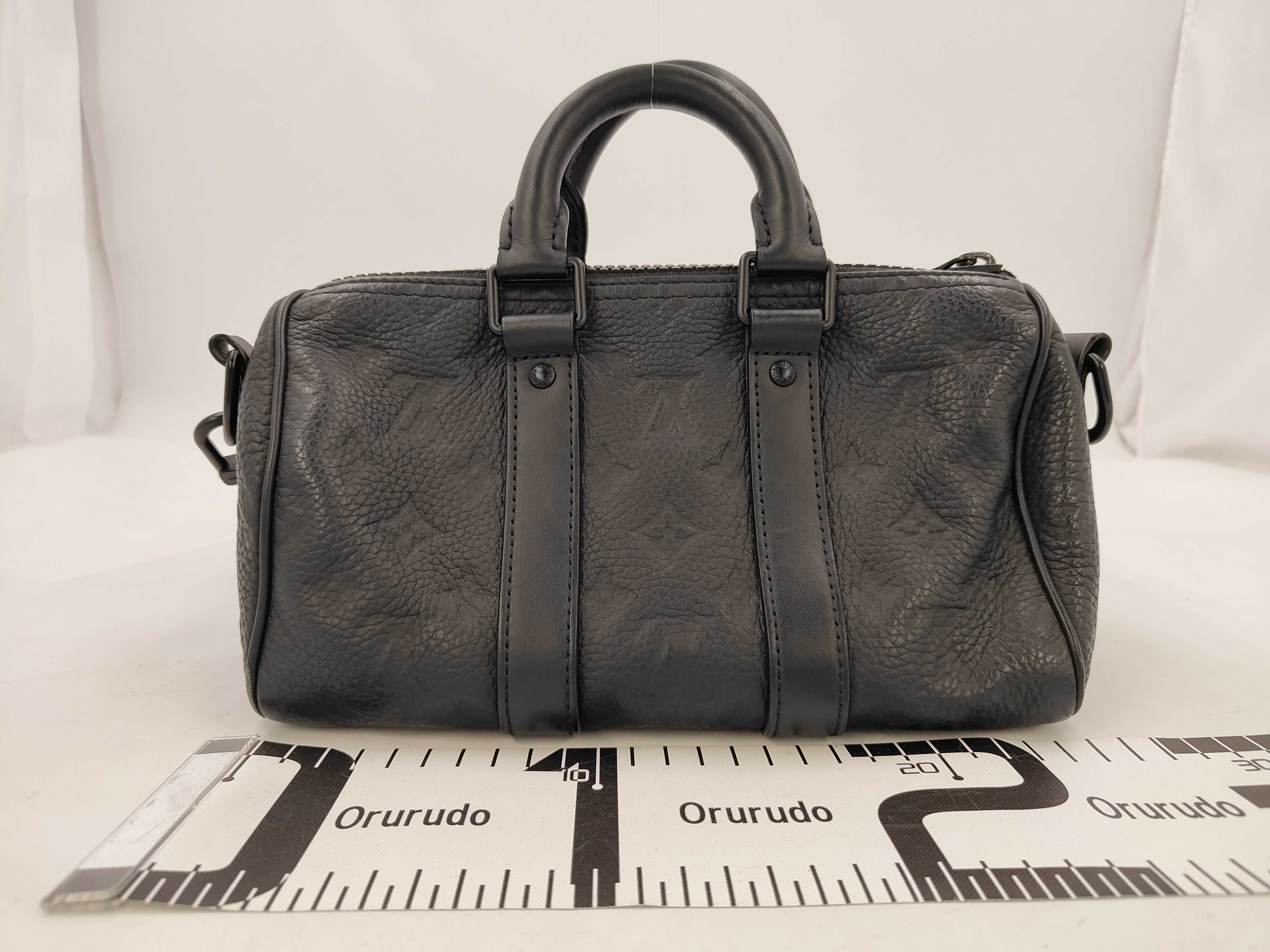 Monogram Empreinte Keepall Bandoulière 25 M20900 Handbag — view 2