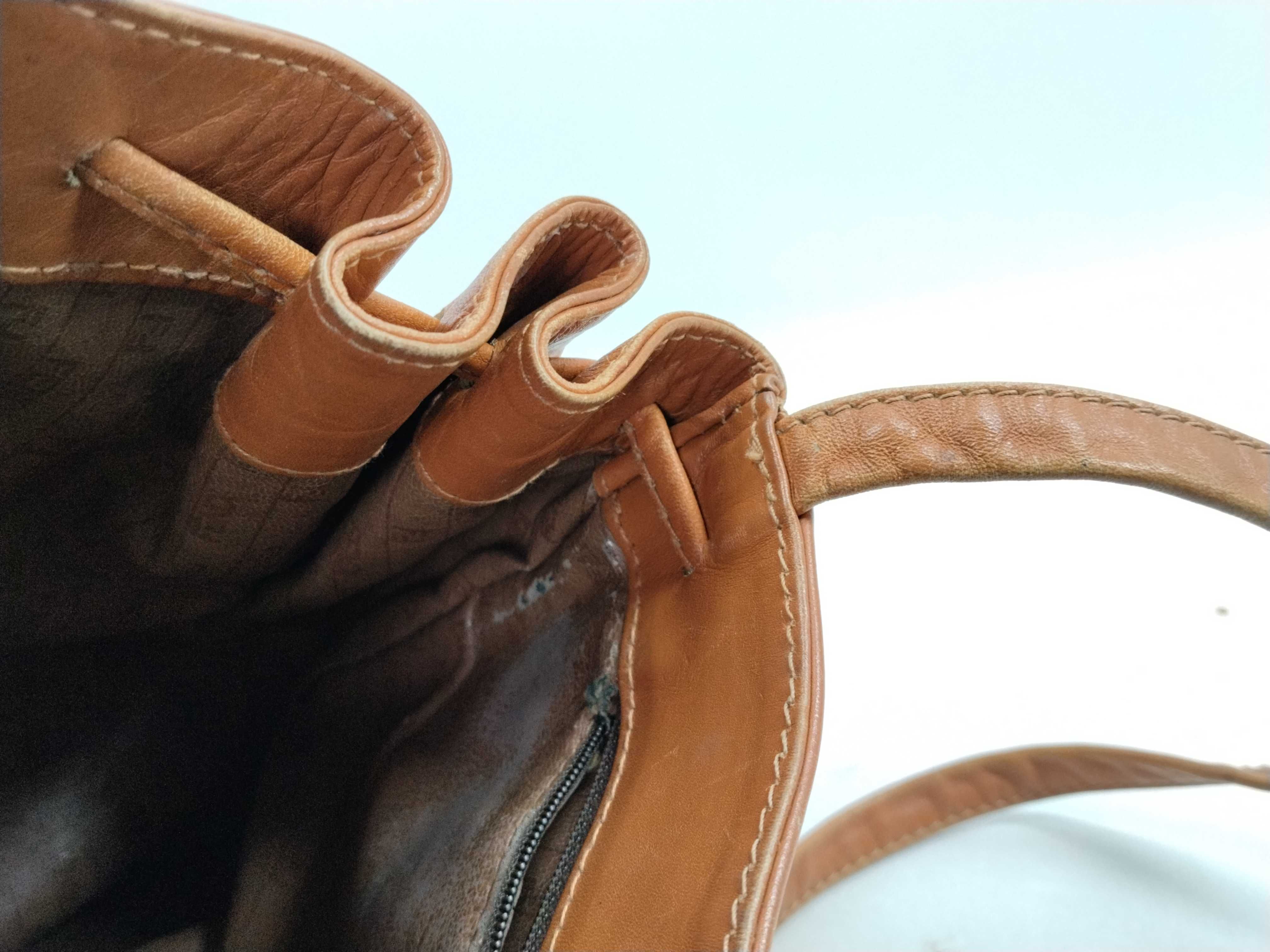 shoulder bag with detached inner tag — view 10