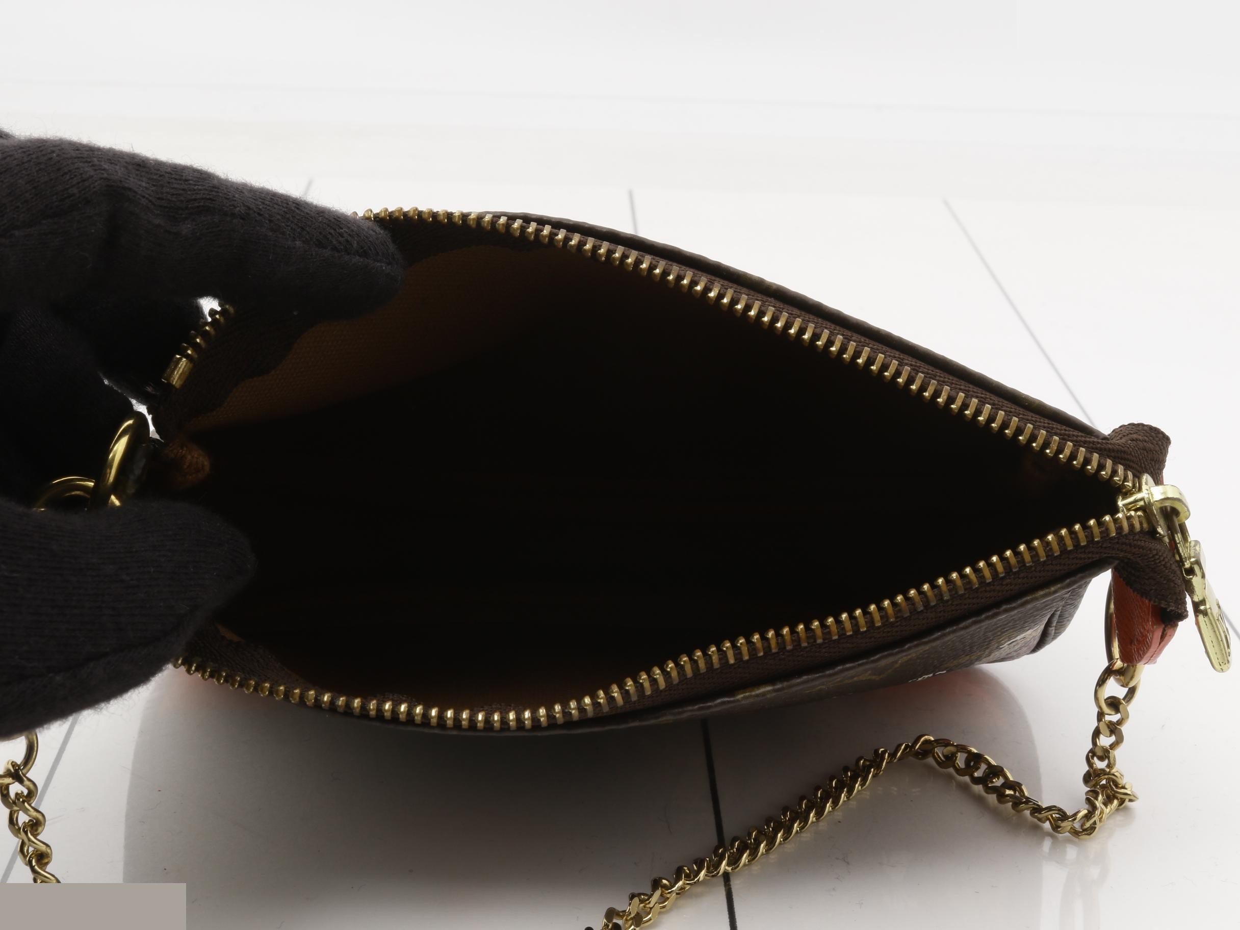 handbag — view 4