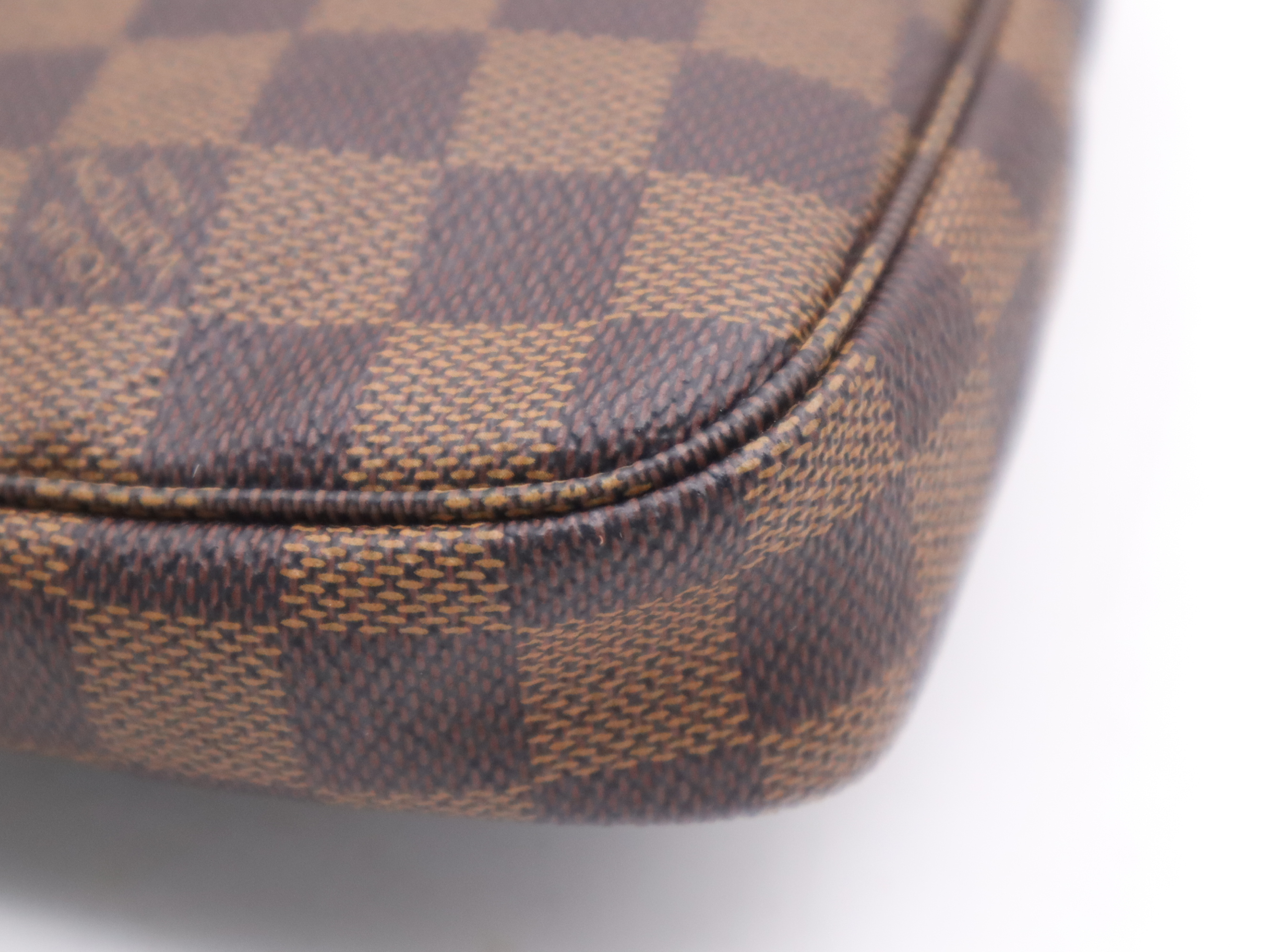 N51985 Damier Pochette Accessoires Pouch — view 9