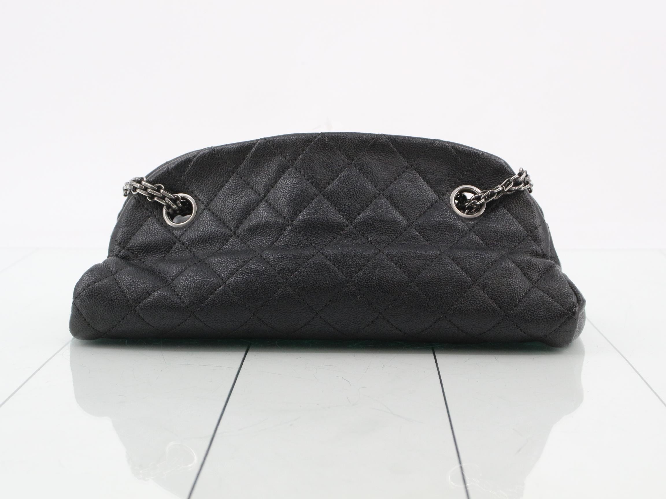Matelassé Leather Bowling Coco Mark Semi-Chain Shoulder Bag — view 2