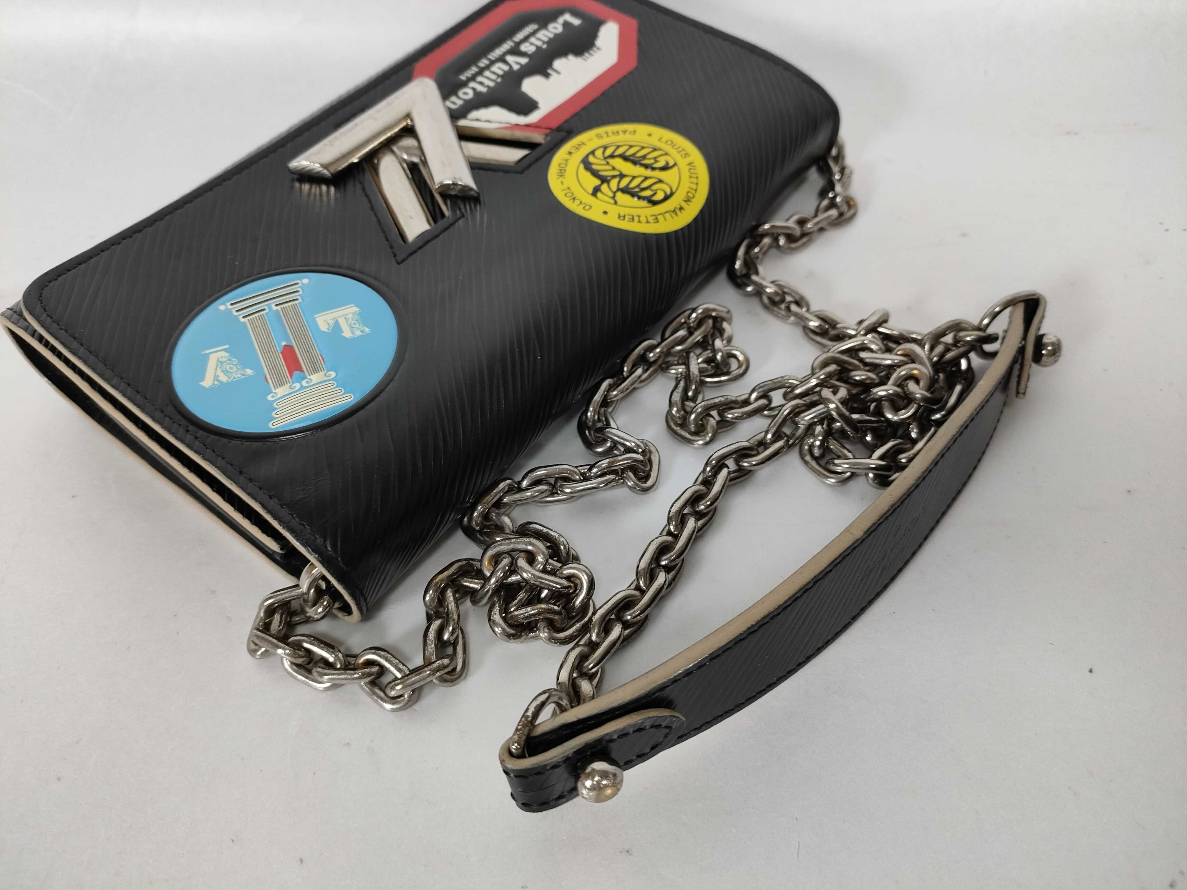 Epi LV Epi Chain Shoulder Bag — view 3