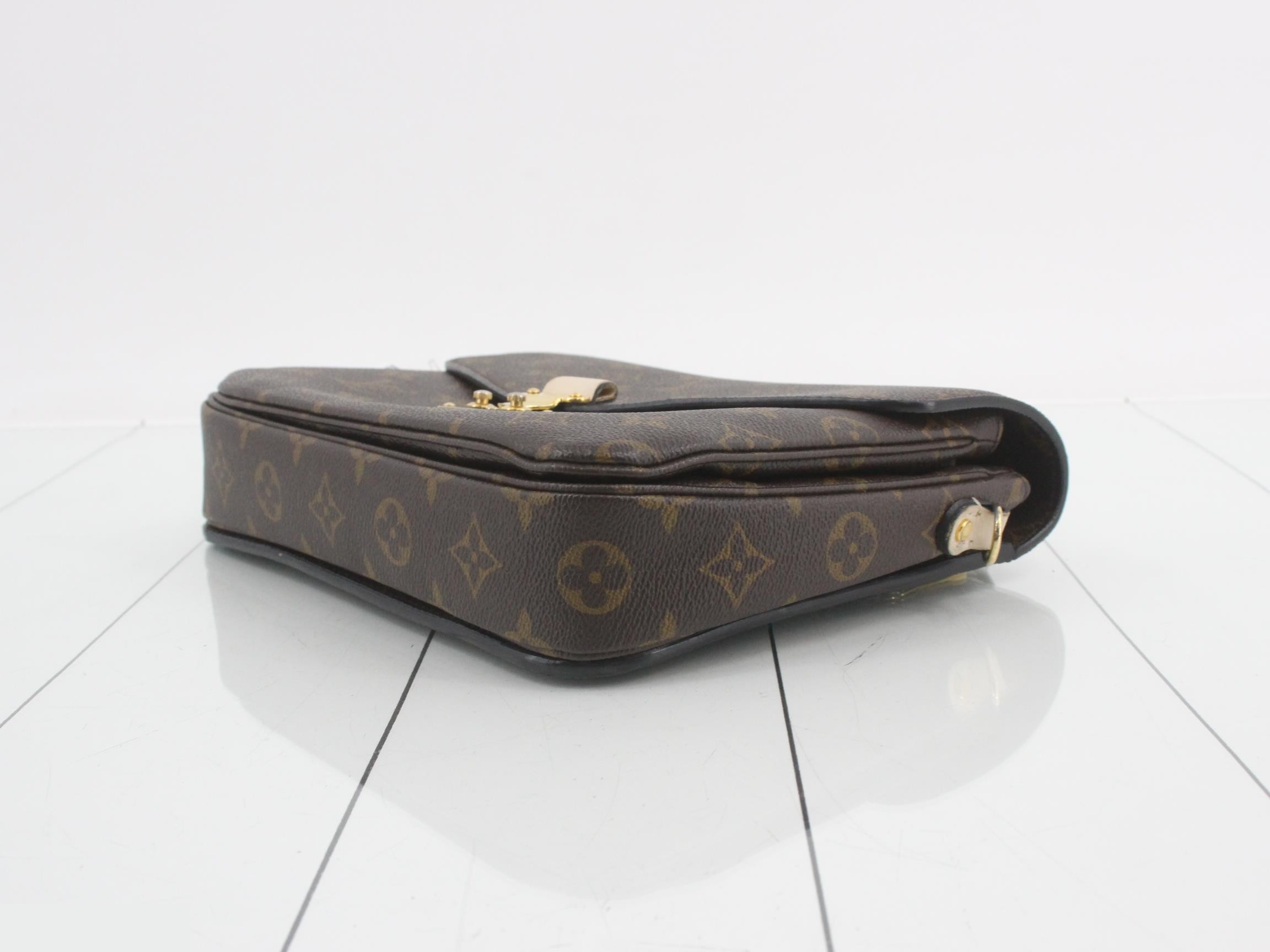 LV Monogram 2-Way Handbag — view 6