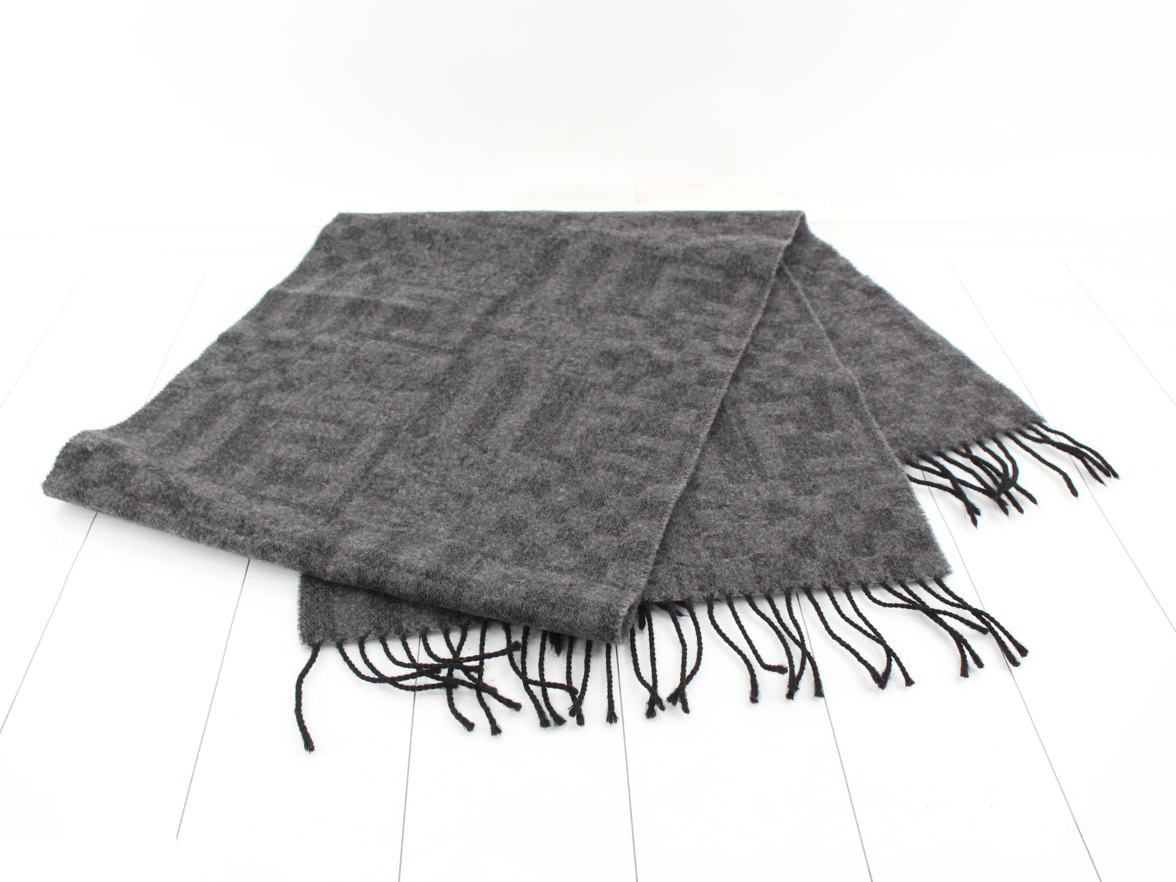 FF logo scarf (with tags) — view 3