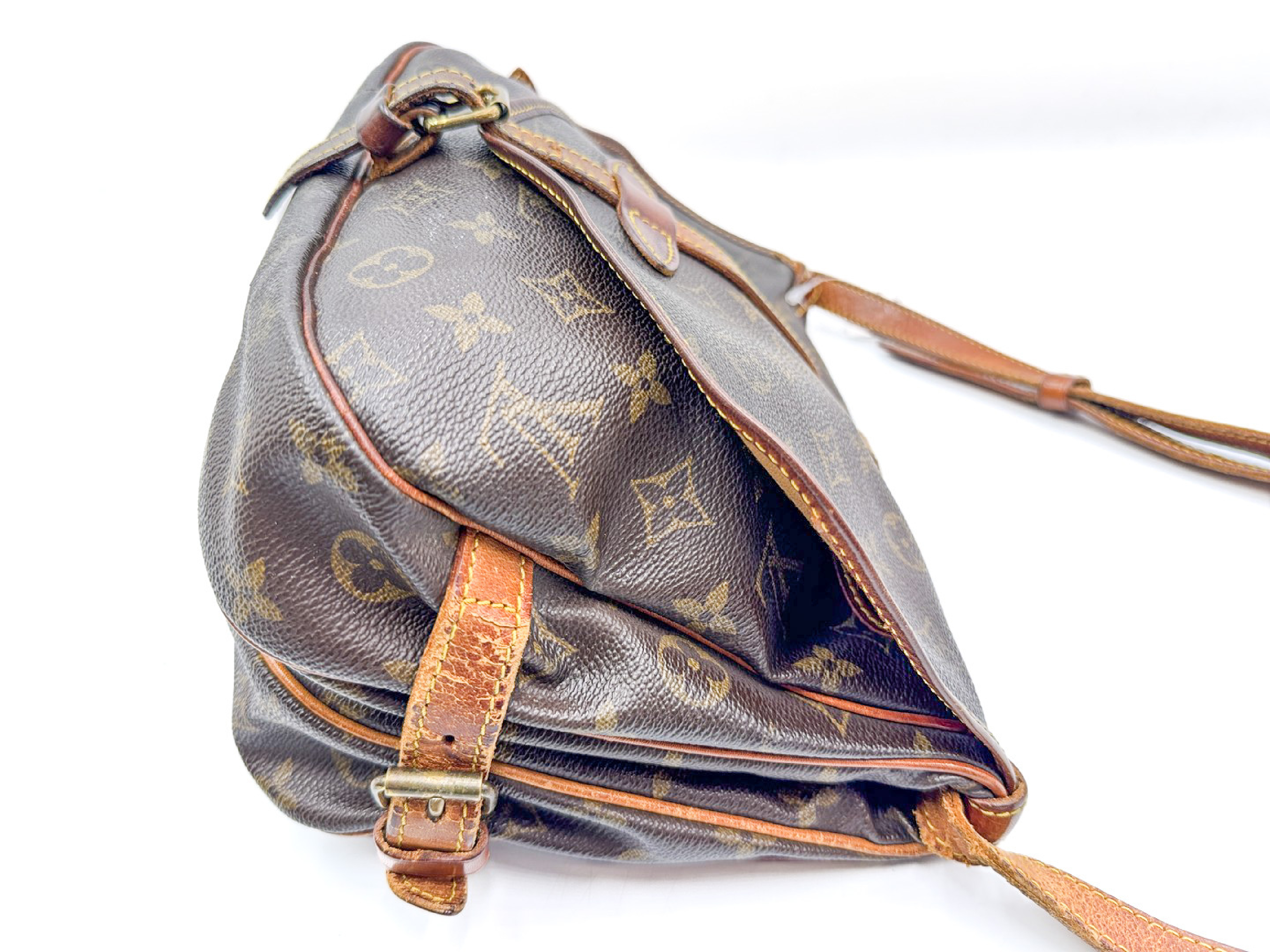 Monogram Saumur 30 Shoulder Bag — view 10