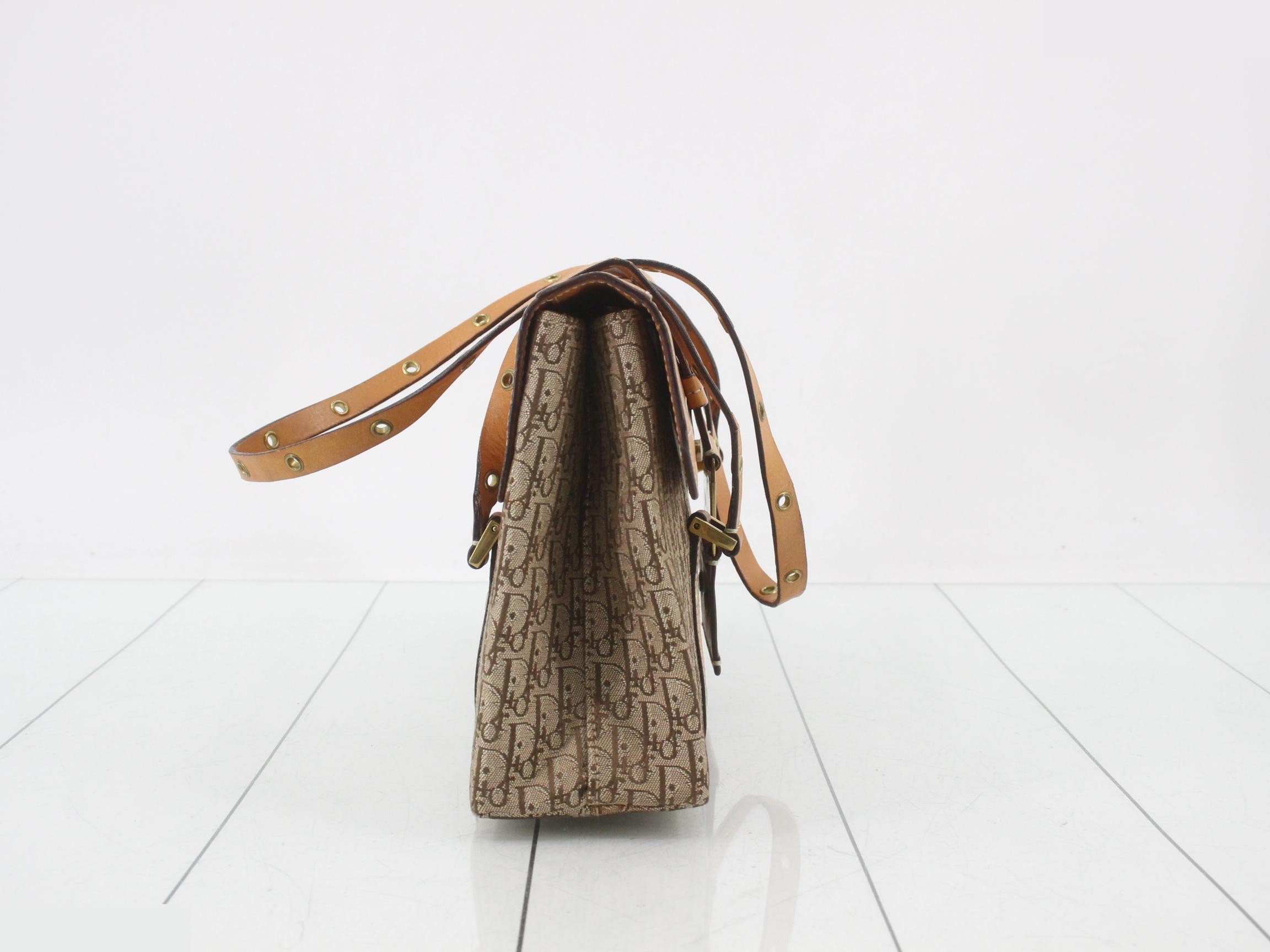 Trotter (bags) and others — view 4