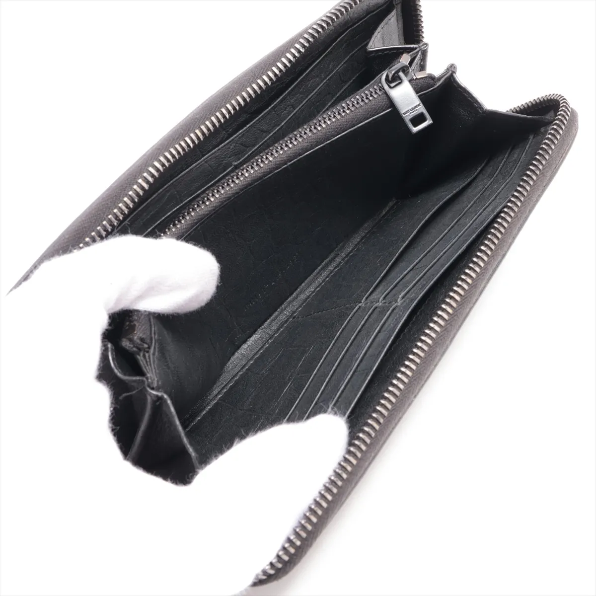 line INN617415 Crocodile embossed round zip wallet, black — view 6