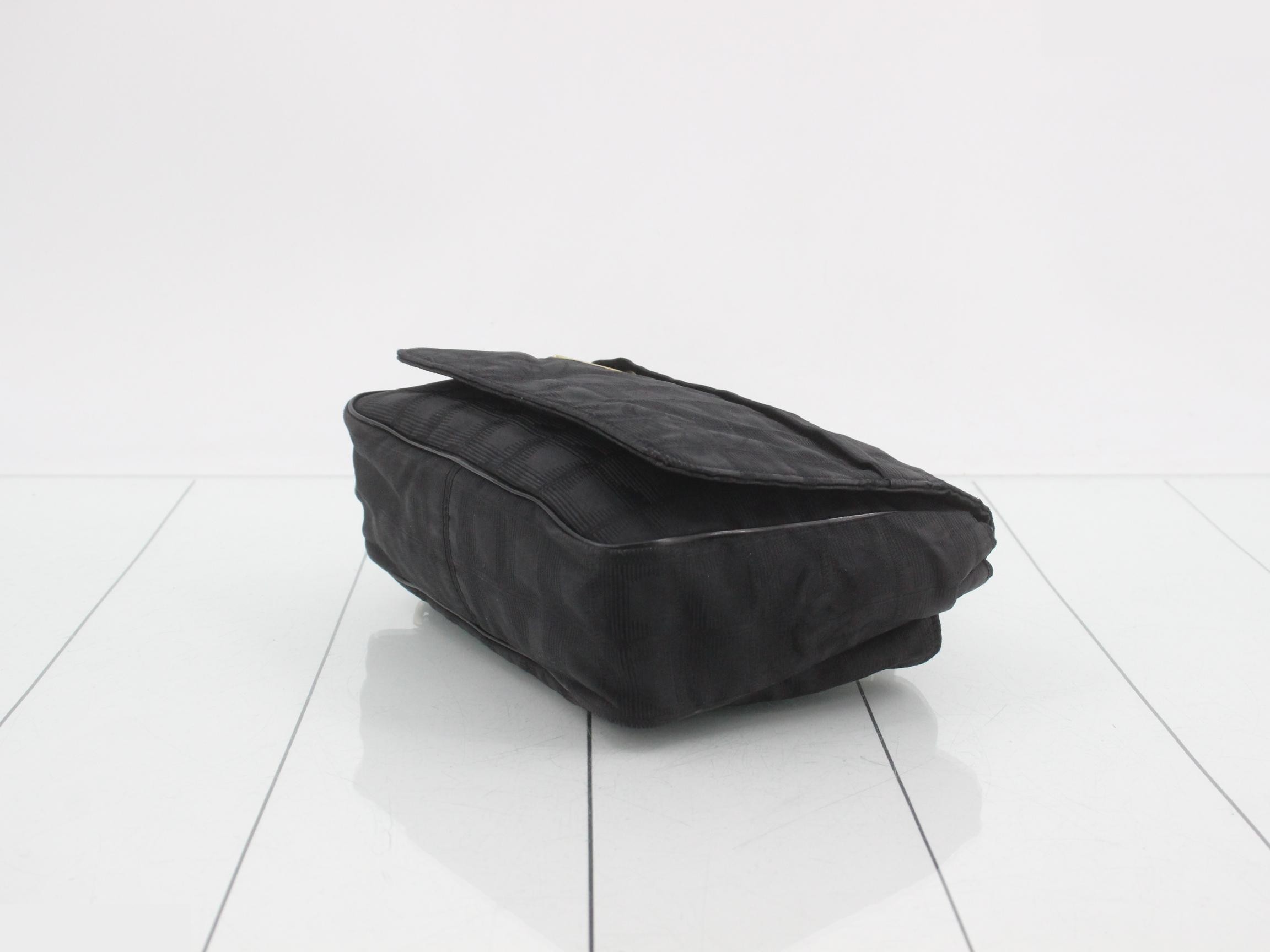 New Travel Line (Bags) - Waist Bag — view 6