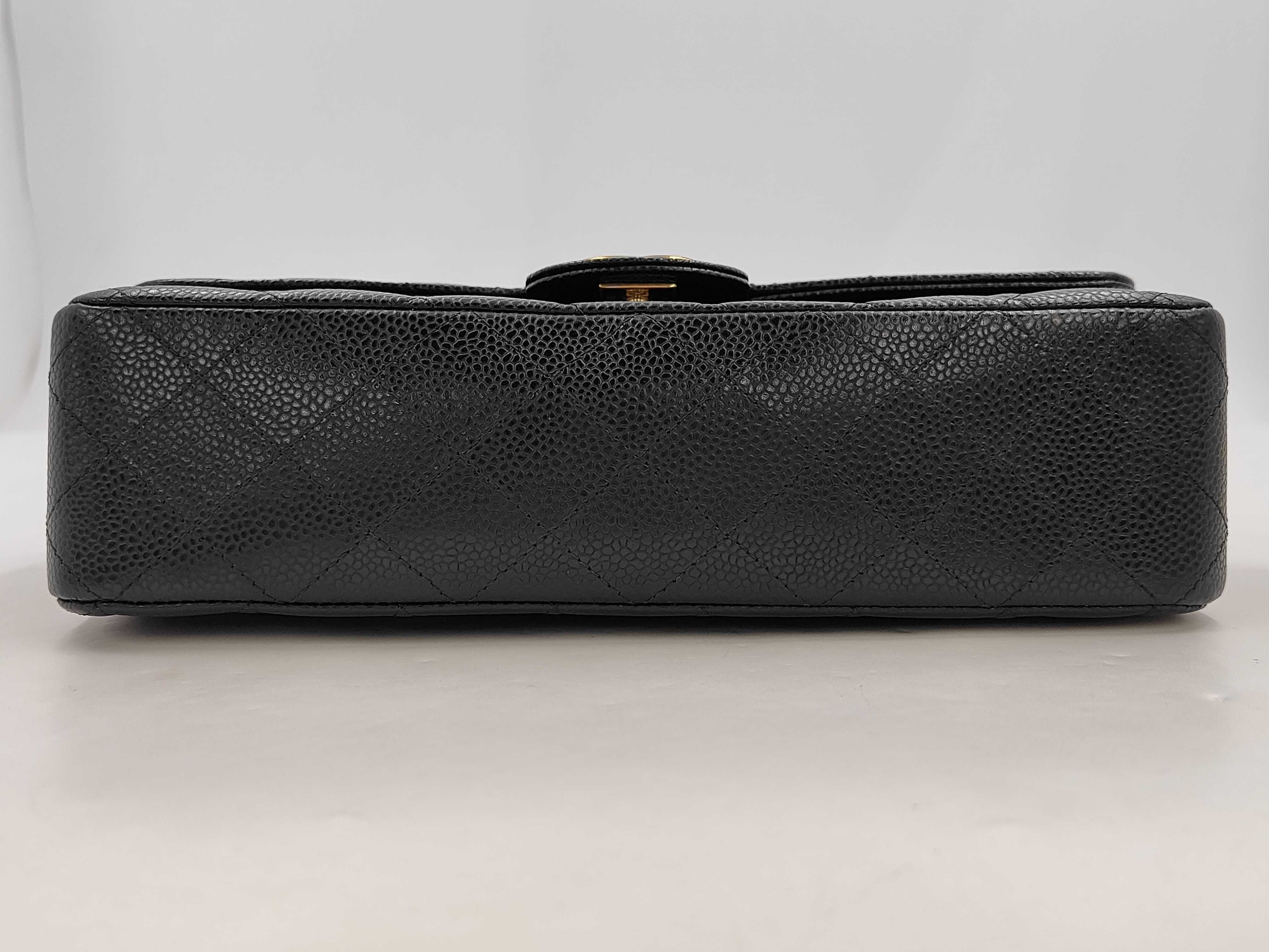 CF Medium Double Flap Chain Bag Shoulder Bag — view 7