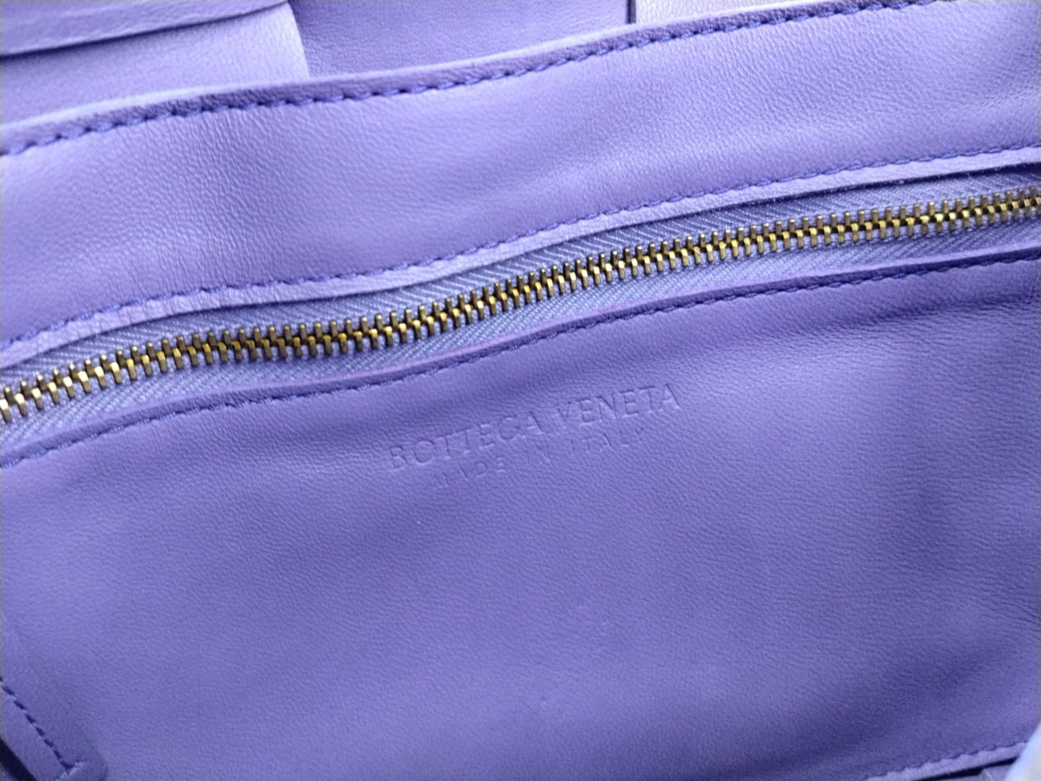 Intrecciato Bottega Veneta Cassette Shoulder Bag Leather Shoulder Bag — view 14