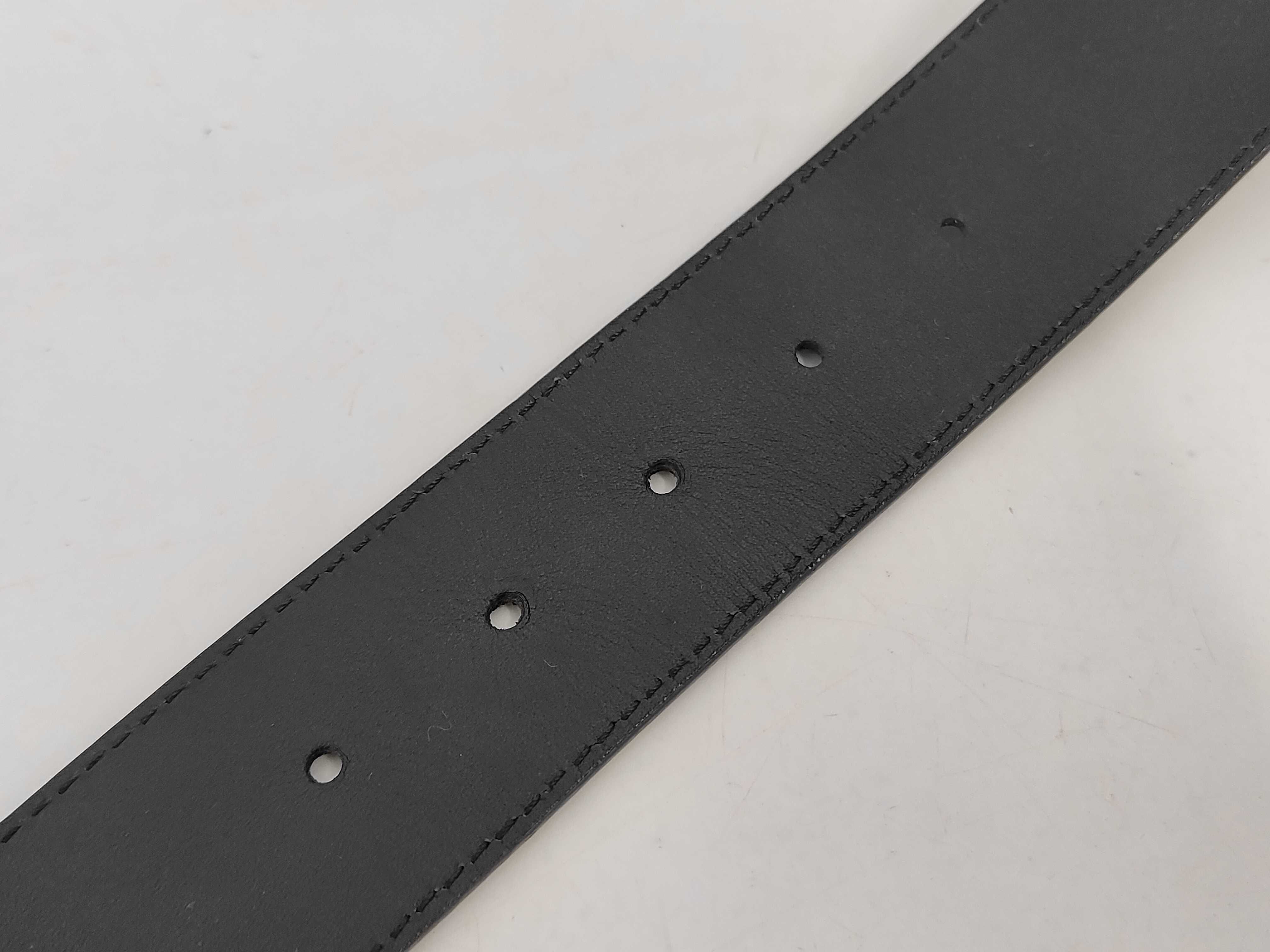 Ceinture LV Initials Belt M9887 Belt — view 6