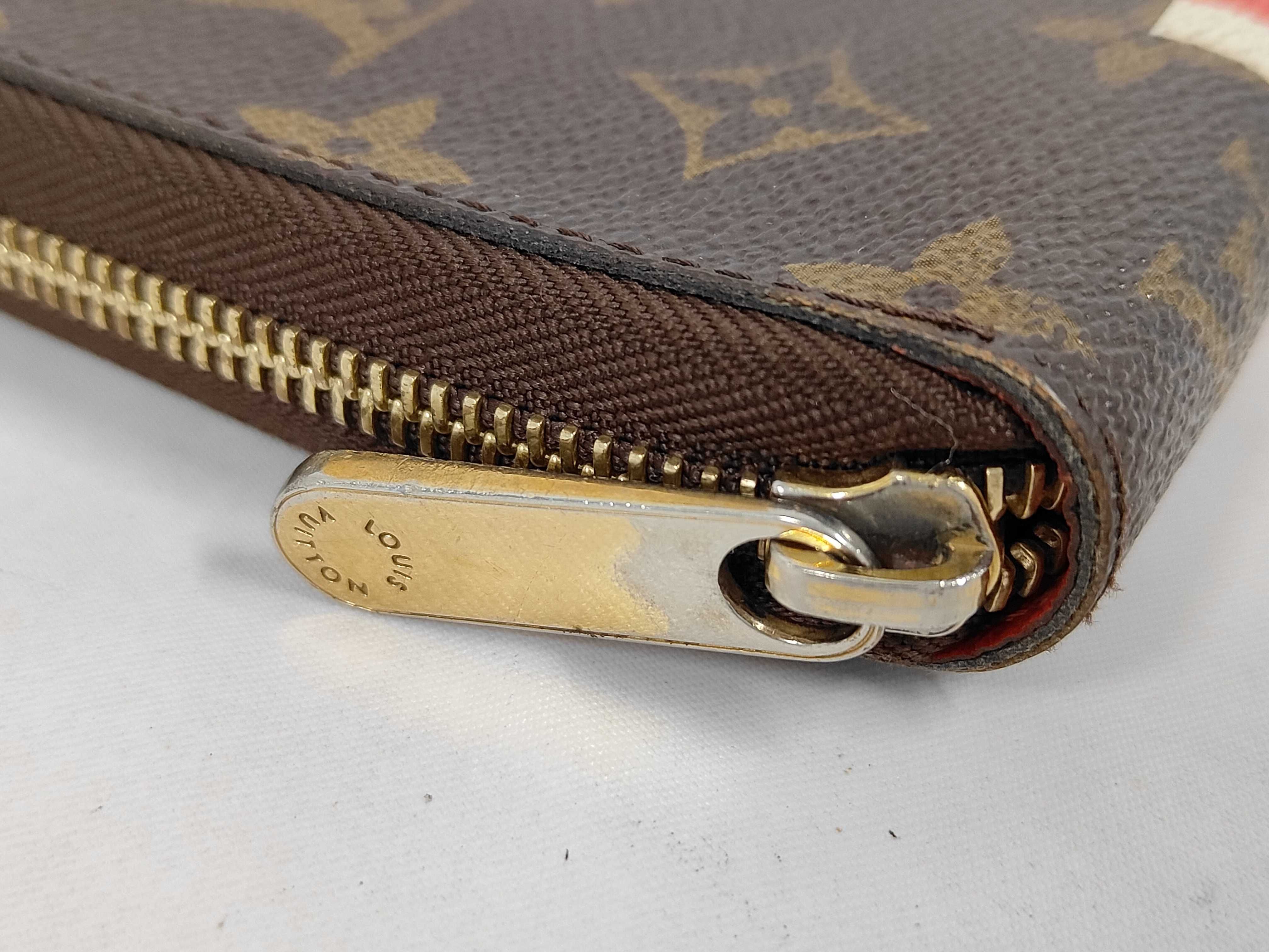 Monogram China Run Zippy Organizer M66553 Wallet — view 5