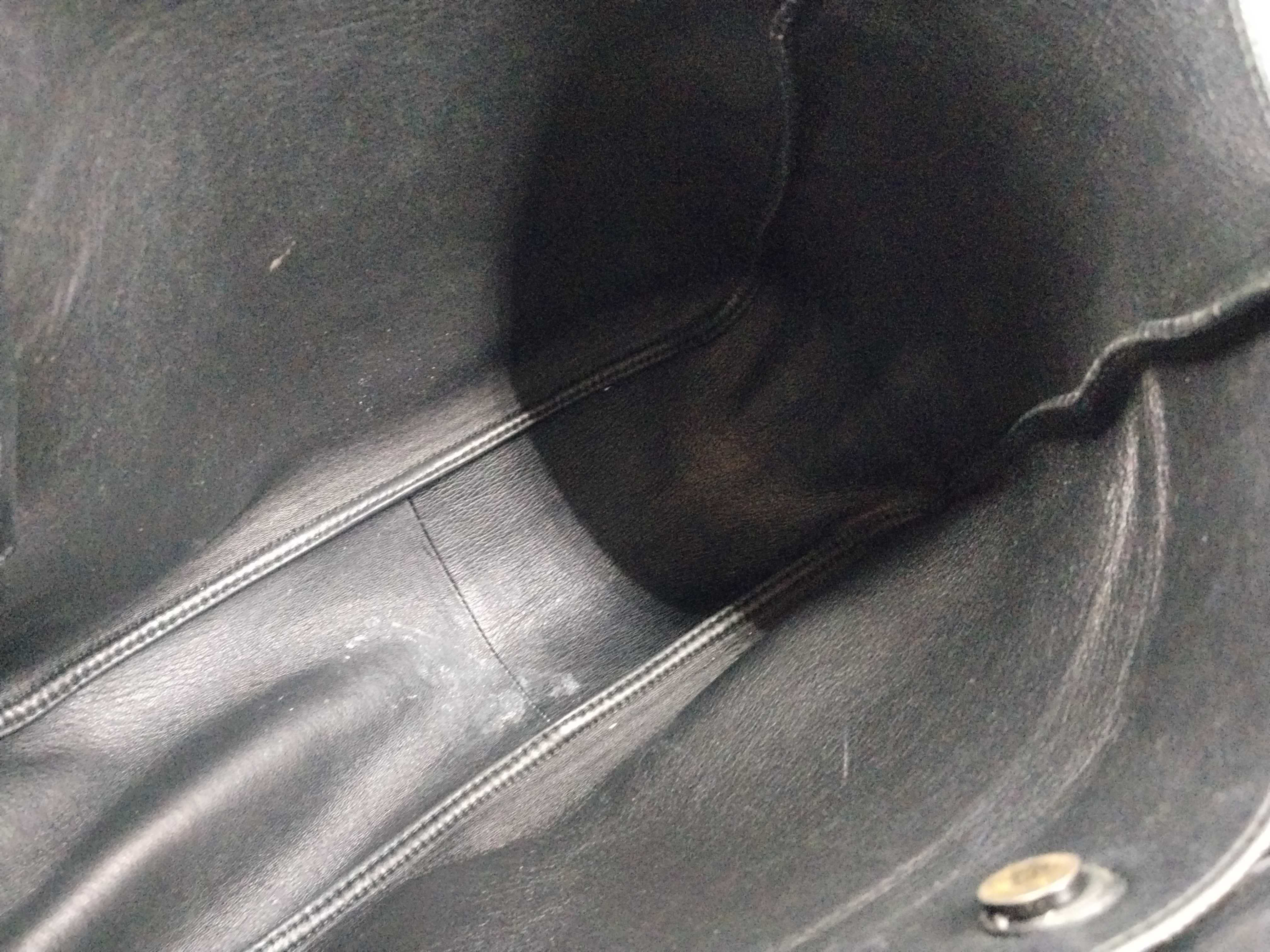 One-Shoulder Tote Bag — view 8
